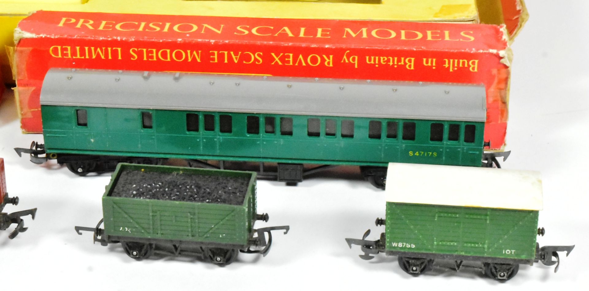 MODEL RAILWAY - COLLECTION OF TRIANG OO GAUGE - Bild 6 aus 7