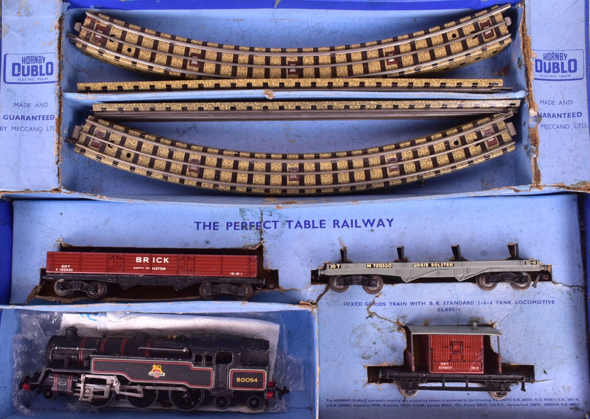 MODEL RAILWAY - TWO VINTAGE HORNBY DUBLO OO GAUGE TRAINSETS - Bild 4 aus 5