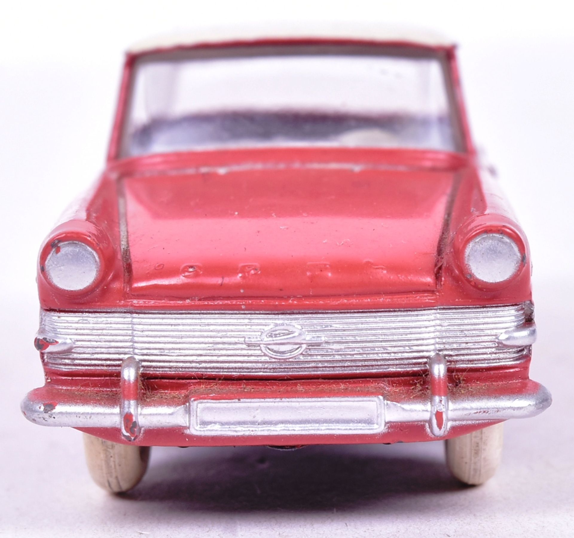 DIECAST - FRENCH DINKY TOYS - OPEL REKORD - Image 4 of 5