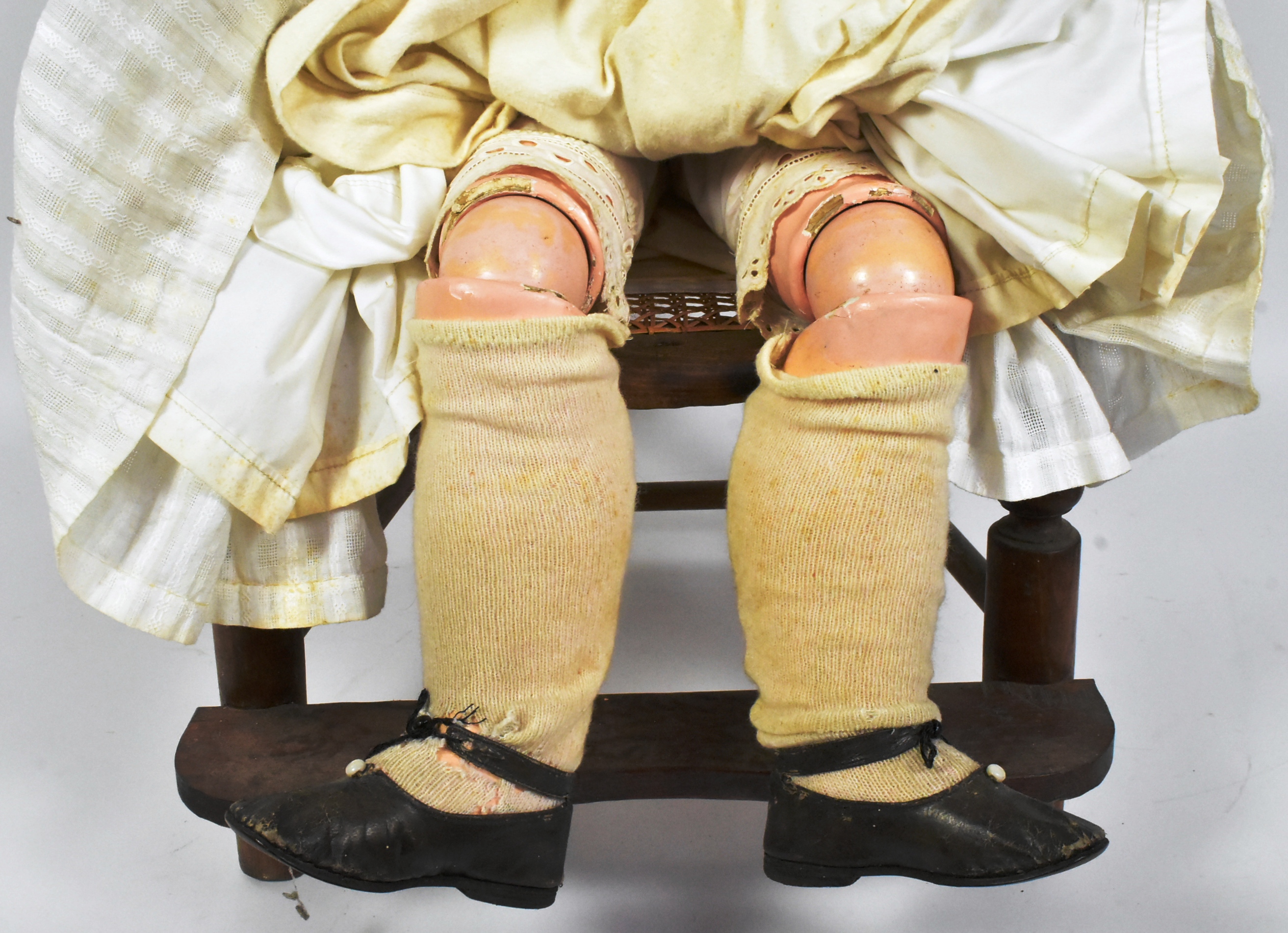 DOLLS - LARGE ARMAND MARSEILLE BISQUE HEADED DOLL - Image 4 of 6