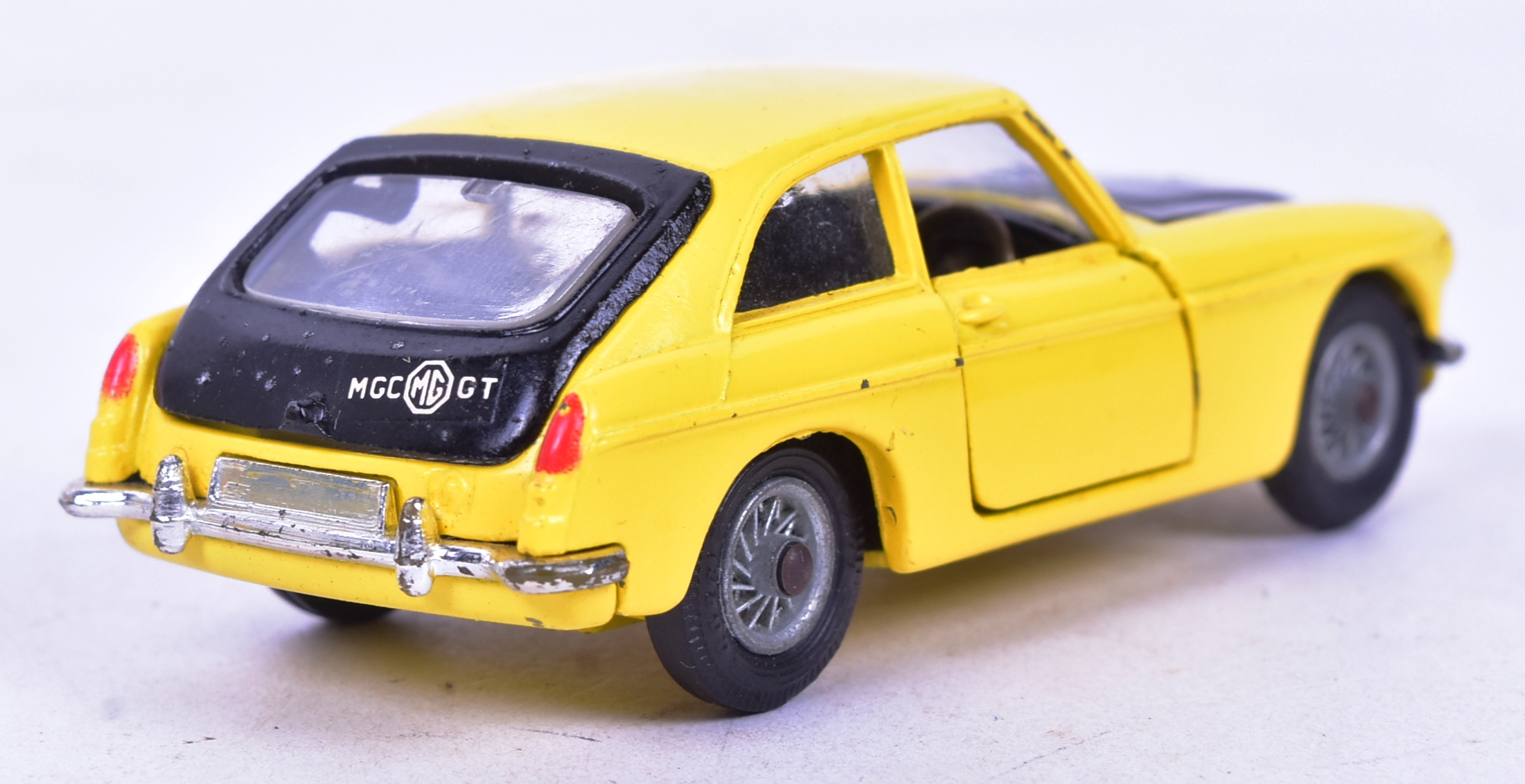 DIECAST - VINTAGE CORGI TOYS DIECAST MGB GT COMPETITION MODEL - Bild 5 aus 6