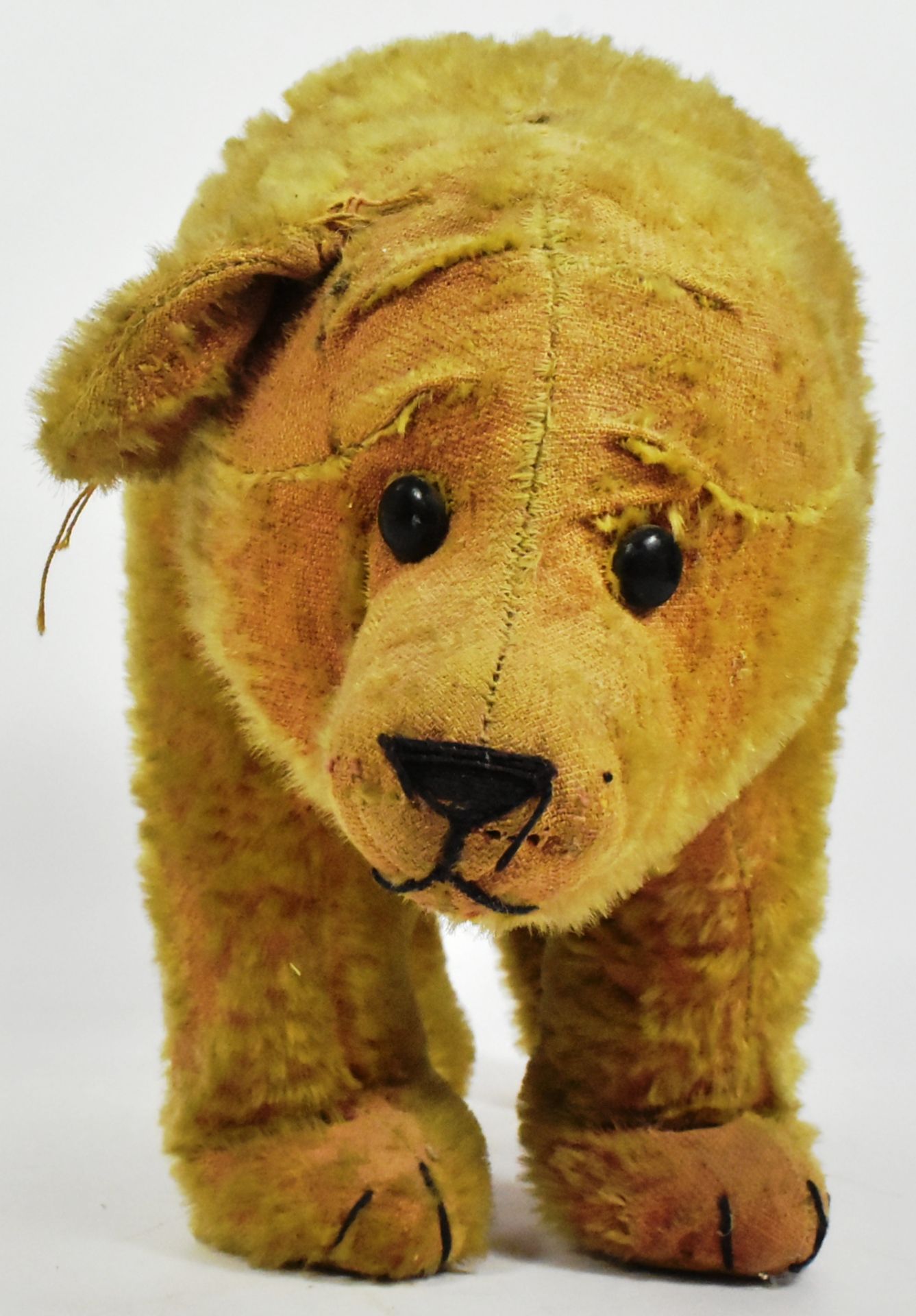 STEIFF - EARLY 20TH CENTURY GERMAN STUFFED BEAR ORIGINALLY ON WHEELS - Bild 3 aus 6