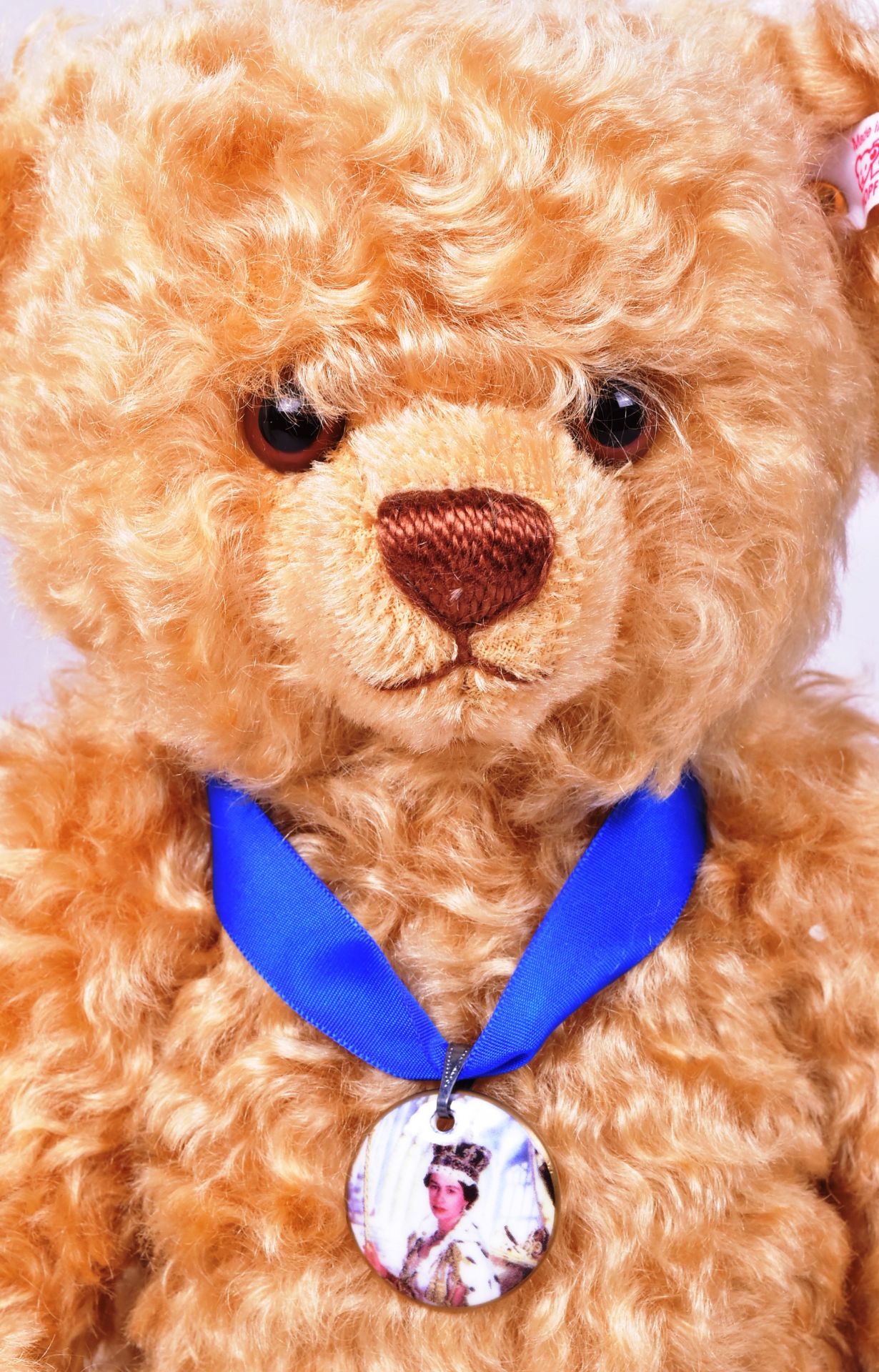 TEDDY BEARS - STEIFF CORONATION BEAR - Image 3 of 4