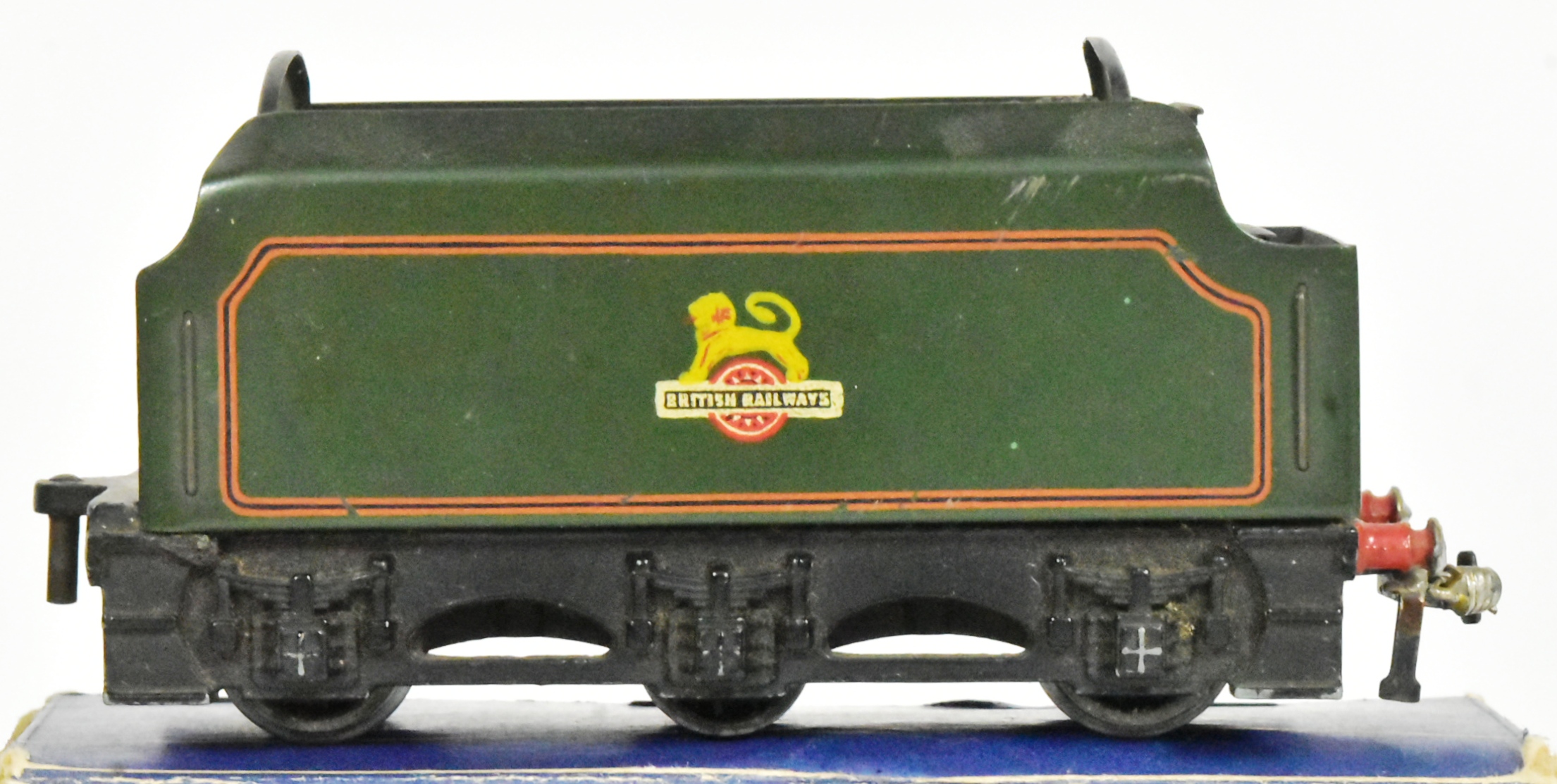 MODEL RAILWAY - TWO VINTAGE HORNBY DUBLO OO GAUGE LOCOMOTIVES - Image 4 of 5