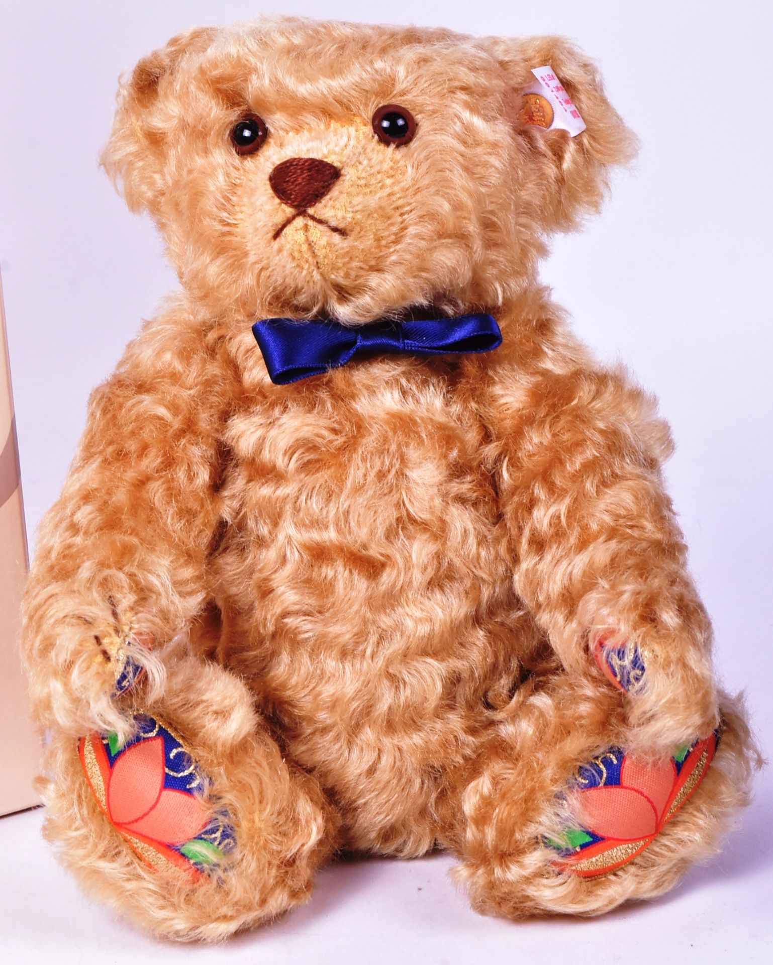 TEDDY BEARS - STEIFF ROYAL CROWN DERBY BEAR - Image 2 of 5