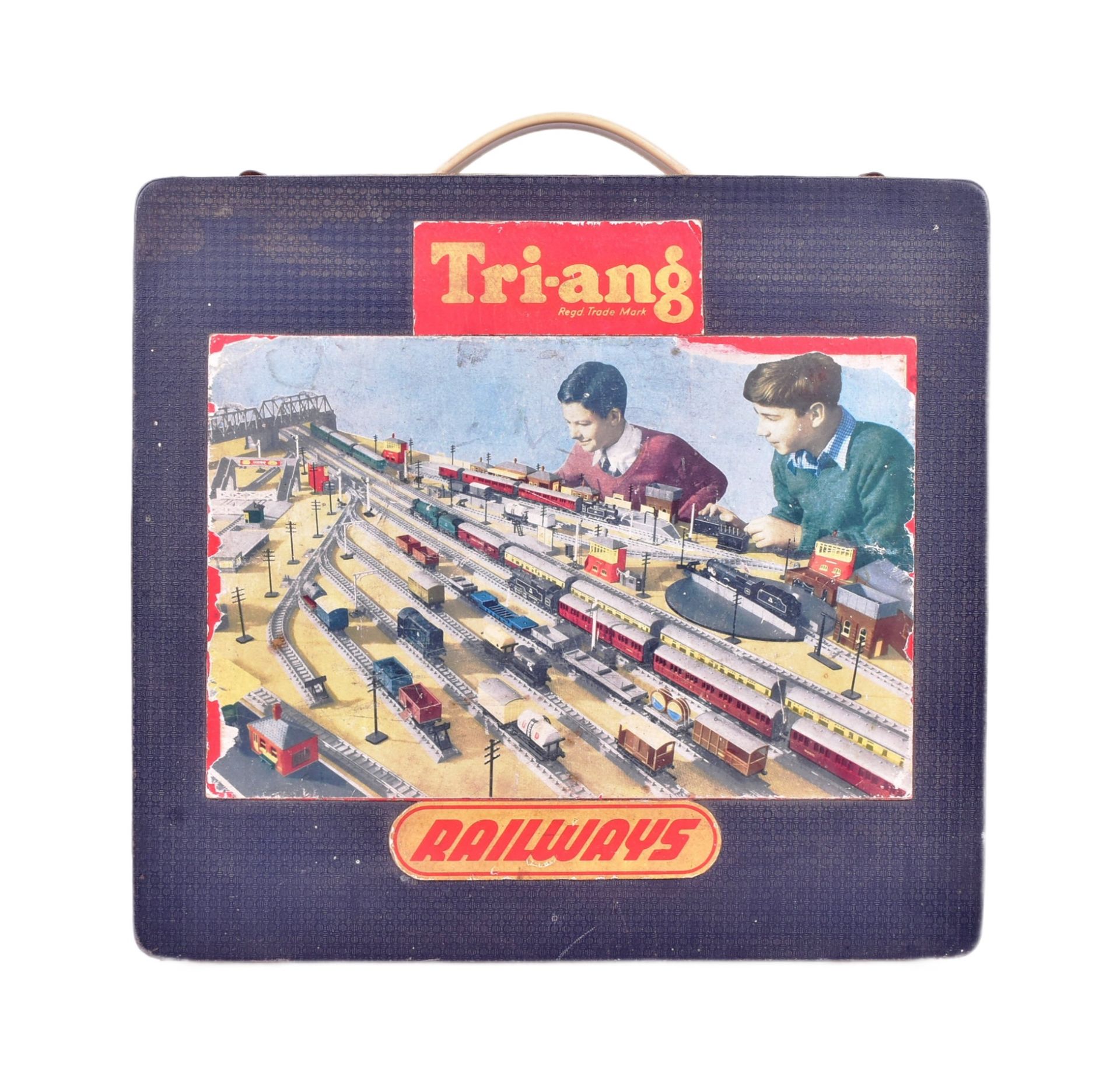 MODEL RAILWAY - TRIANG OO GAUGE LOCOMOTIVES & COACHES