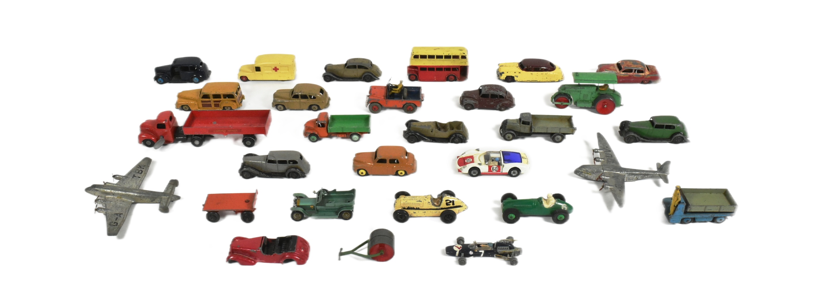 DIECAST - COLLECTION OF VINTAGE DINKY TOYS