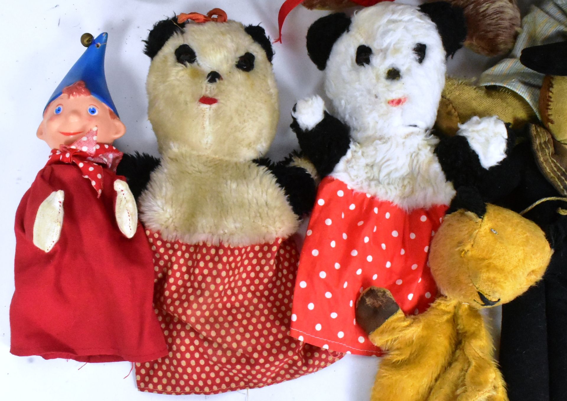 TEDDY BEARS - COLLECTION OF ASSORTED BEARS / PUPPETS - Bild 4 aus 5