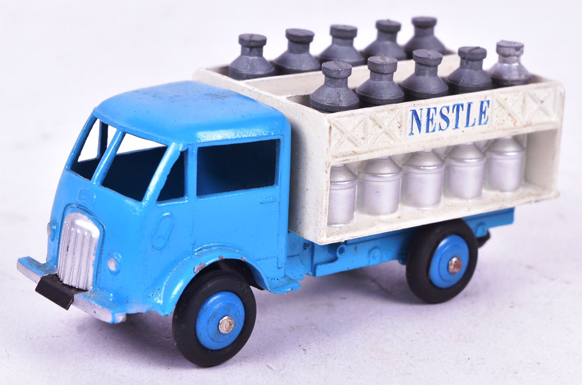DIECAST - FRENCH DINKY TOYS - NESTLE DAIRY TRUCK - Image 2 of 7