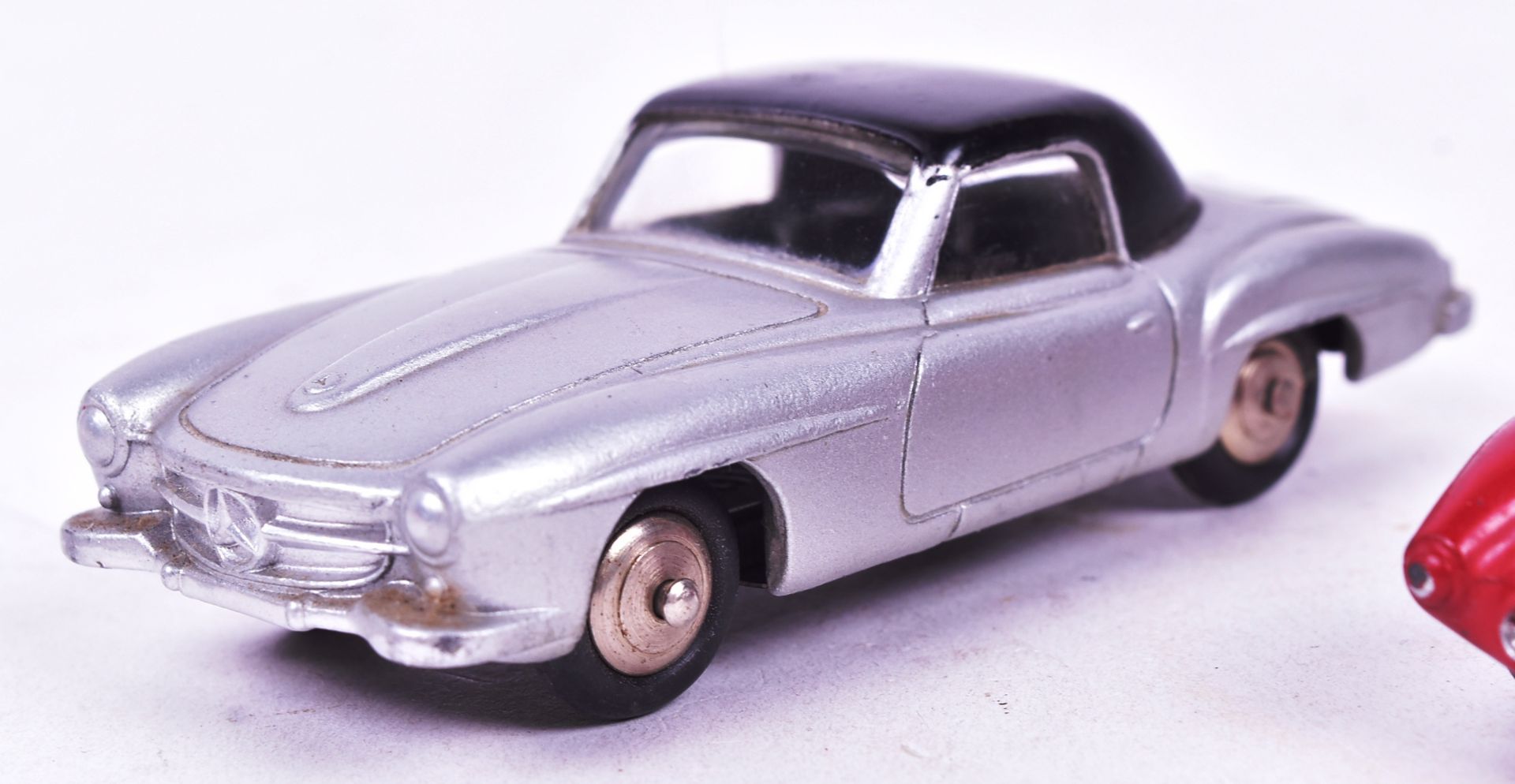 DIECAST - FRENCH DINKY TOYS - MASERATI & MERCEDES 190 SL - Bild 3 aus 6