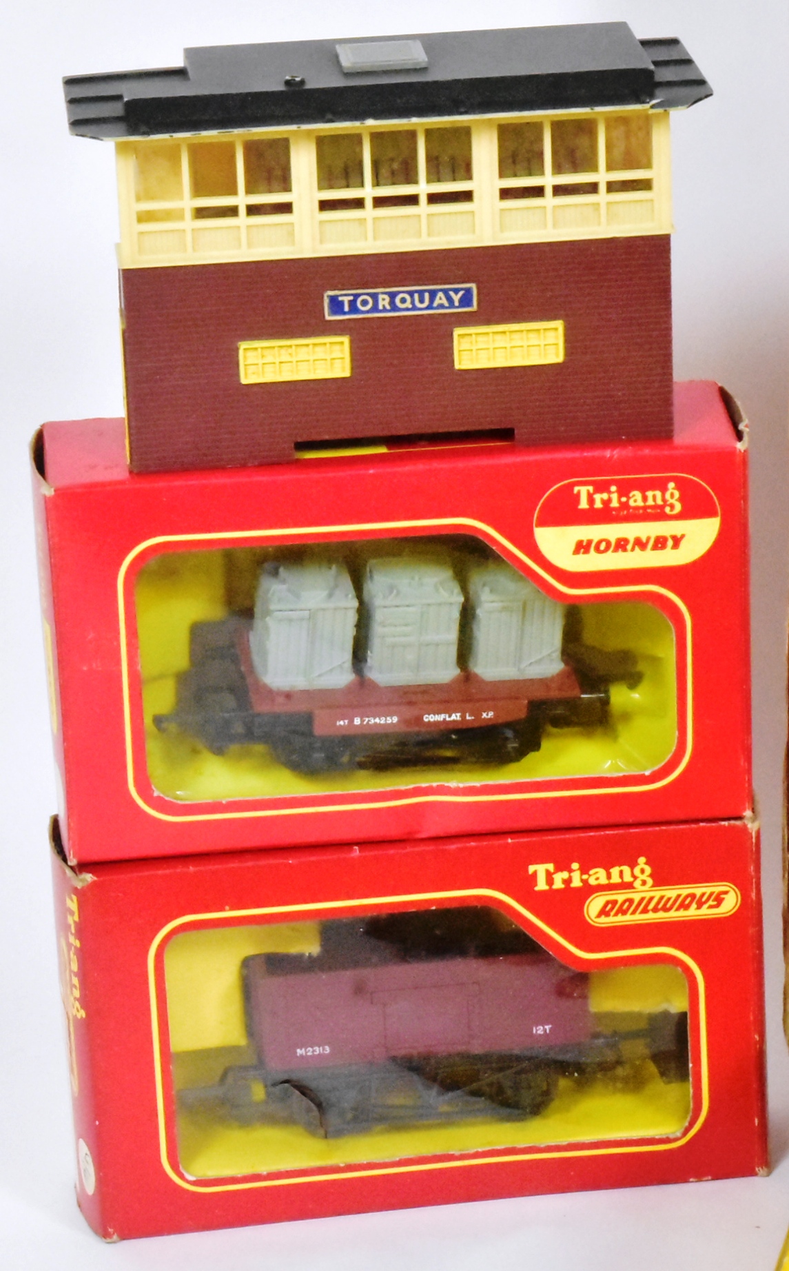 MODEL RAILWAY - COLLECTION OF TRIANG OO GAUGE - Bild 4 aus 7