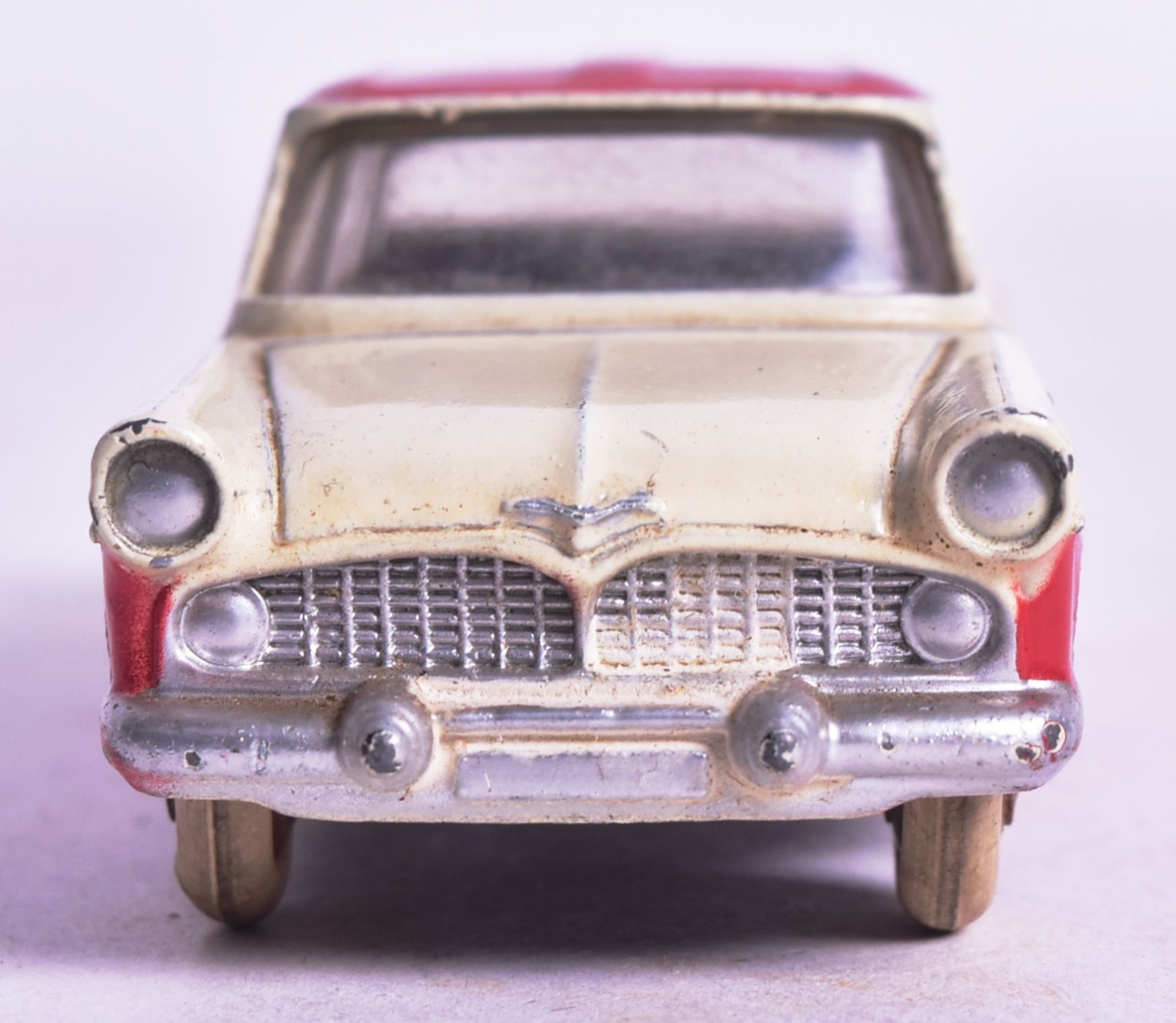 DIECAST - FRENCH DINKY TOYS - SIMCA CHAMBORD - Image 4 of 5