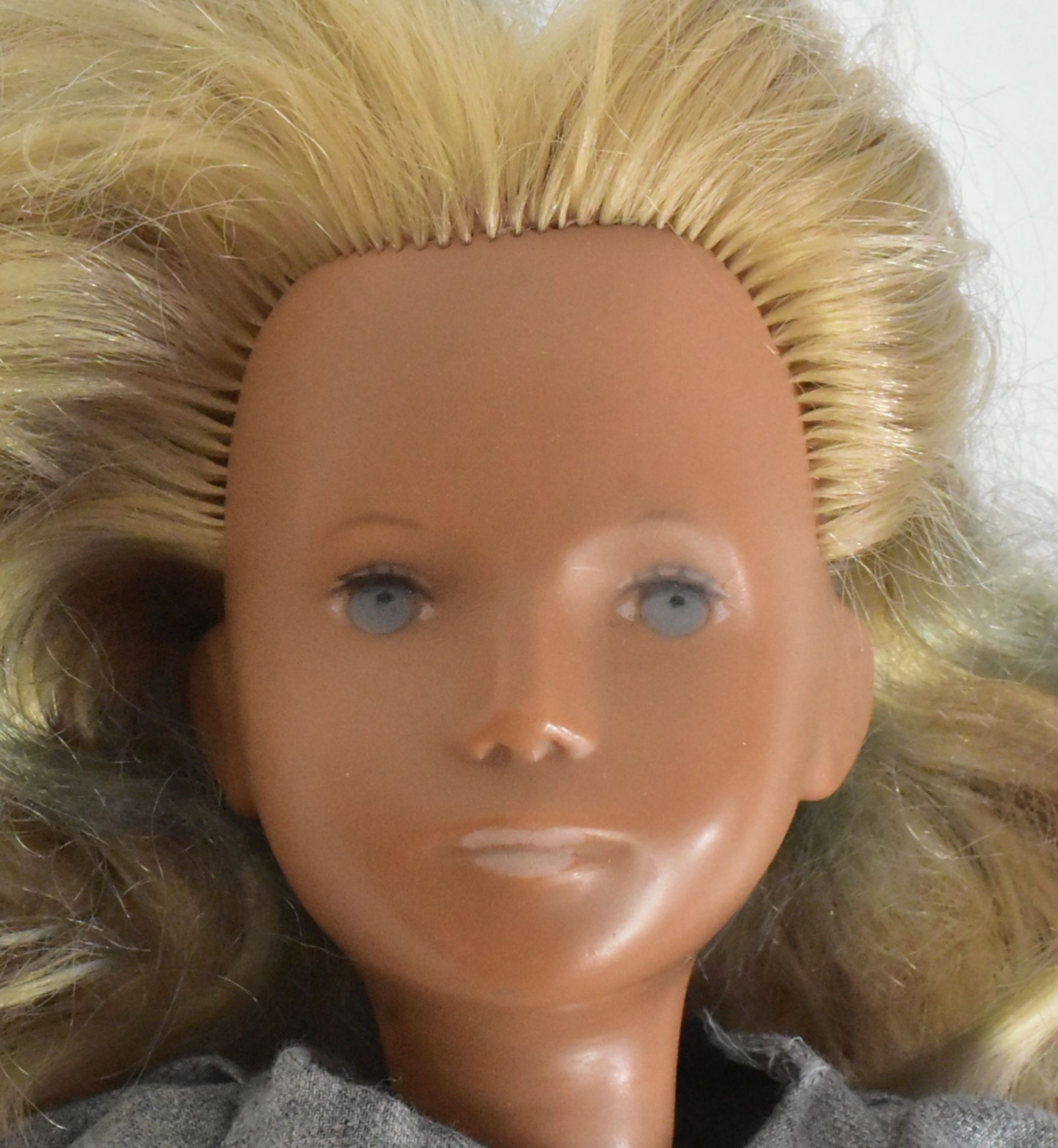 SASHA MORGENTHALER - ORIGINAL 1970S 'GINGHAM' SASHA DOLL - Image 2 of 3