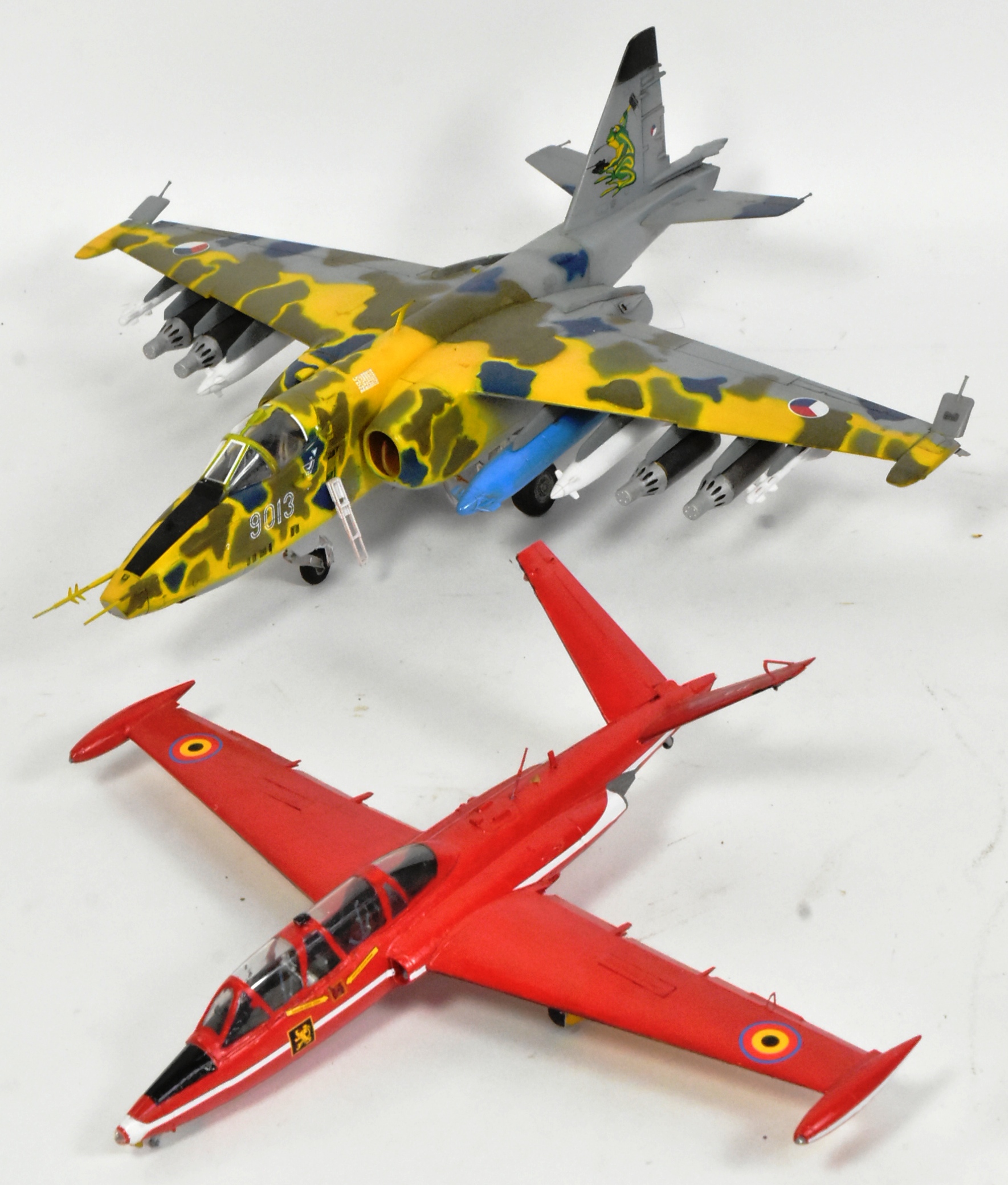 MODEL KITS - COLLECTION OF X7 BUILT MODEL KITS OF AIRCRAFT INTEREST - Image 2 of 6