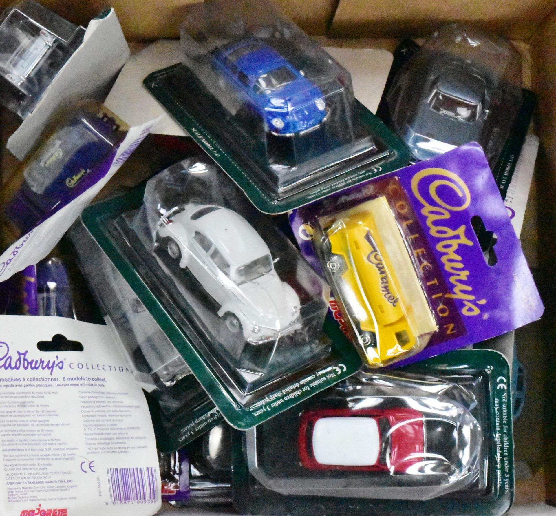 DIECAST - LARGE COLLECTION OF ASSORTED DIECAST MODELS - Image 4 of 7