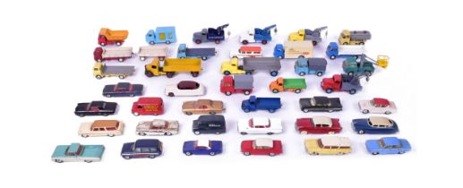 DIECAST - COLLECTION OF VINTAGE DINKY & CORGI TOYS