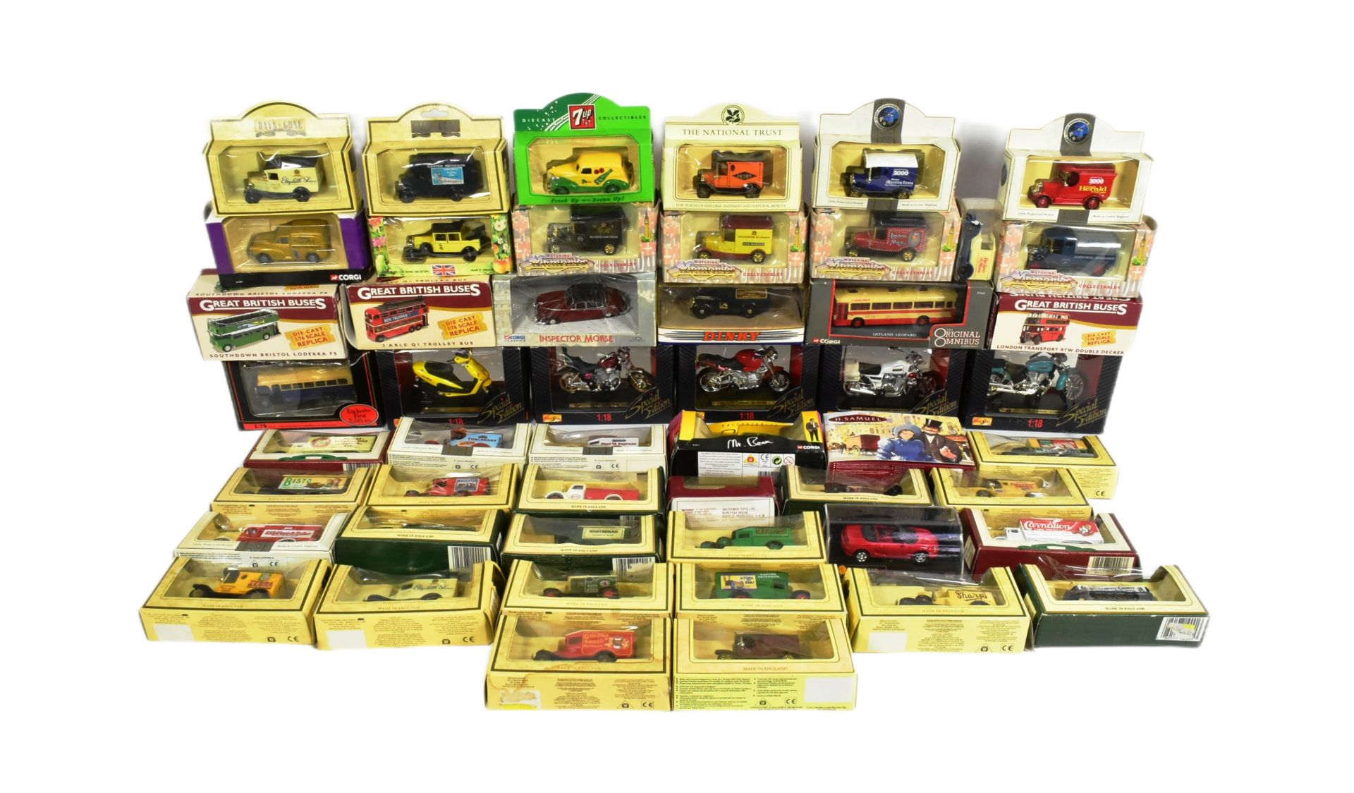 DIECAST - COLLECTION OF ASSORTED DIECAST MODELS