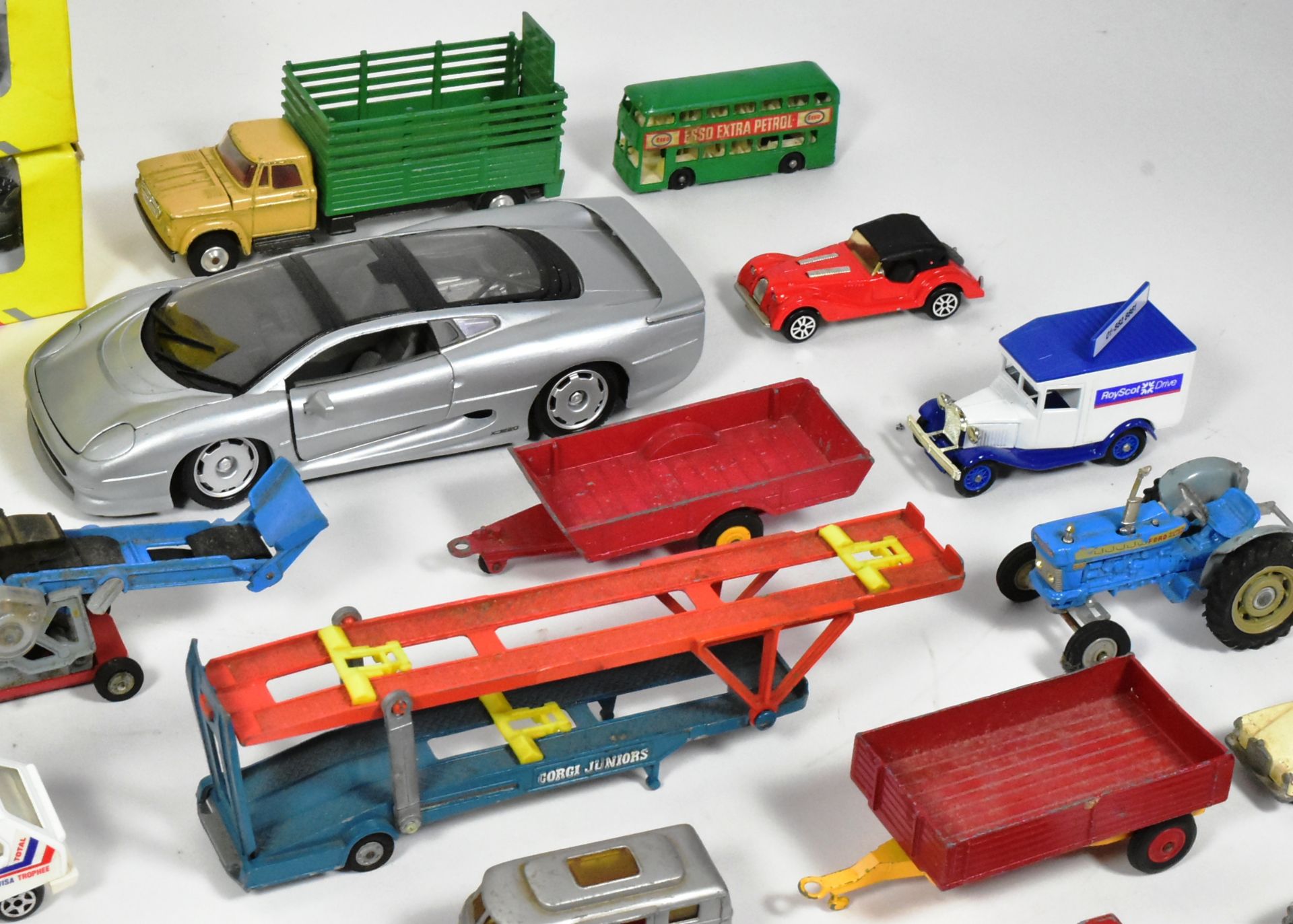 DIECAST - COLLECTION OF ASSORTED DIECAST MODELS - Image 3 of 7