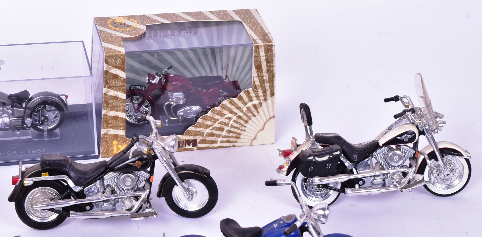 DIECAST - COLLECTION OF MOTORCYCLE MODELS - Image 2 of 7