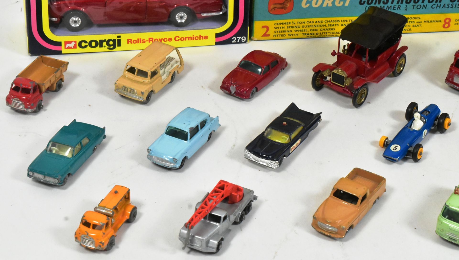 DIECAST - COLLECTION OF VINTAGE DIECAST MODELS - Bild 5 aus 6