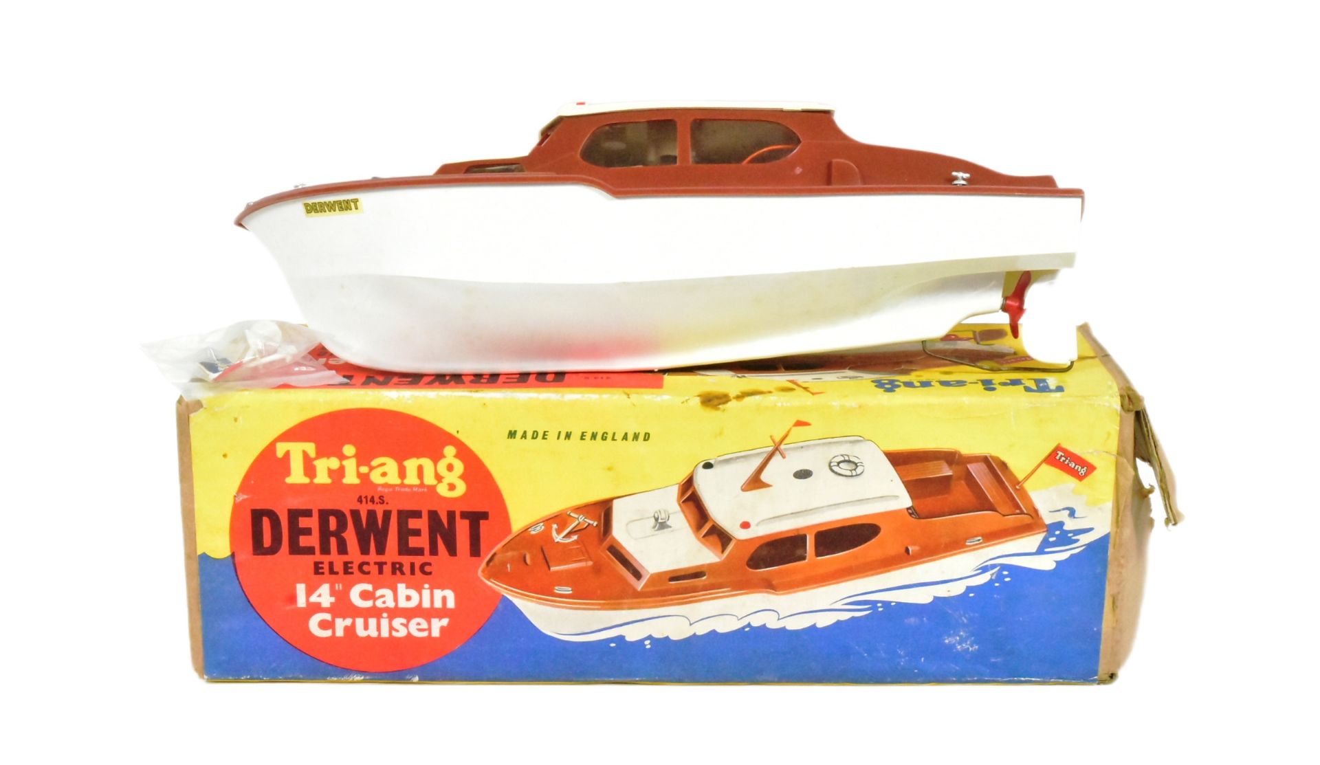 VINTAGE TRIANG ELECTRIC CABIN CRUISER BOAT