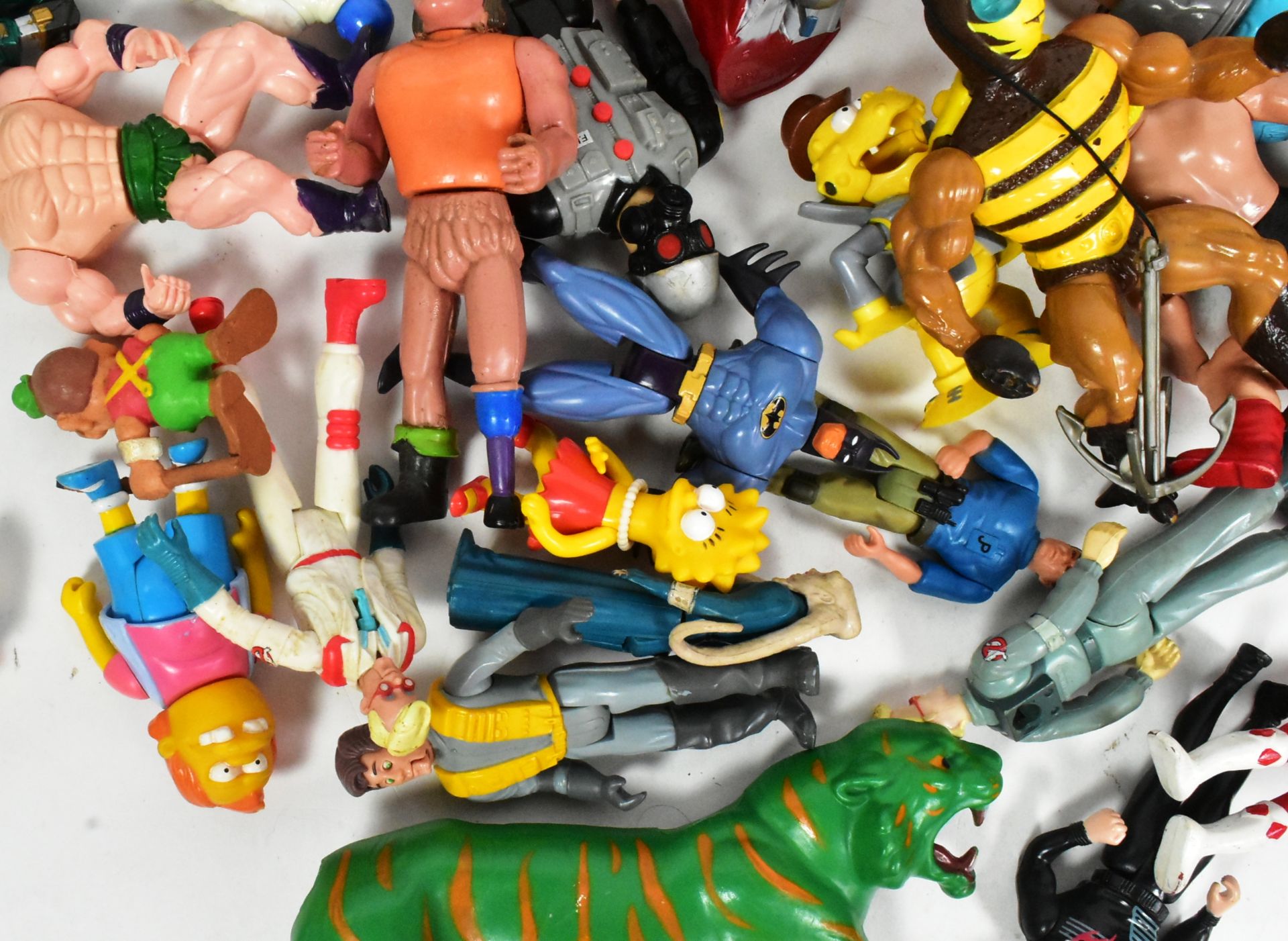 ACTION FIGURES - COLLECTION OF 1980S & 1990S FIGURES - Image 2 of 5