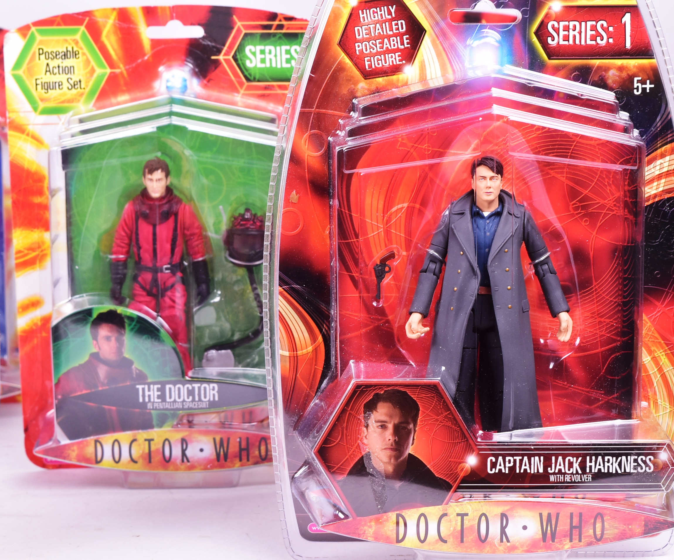 DOCTOR WHO - CHARACTER OPTIONS - CARDED ACTION FIGURES - Image 3 of 4