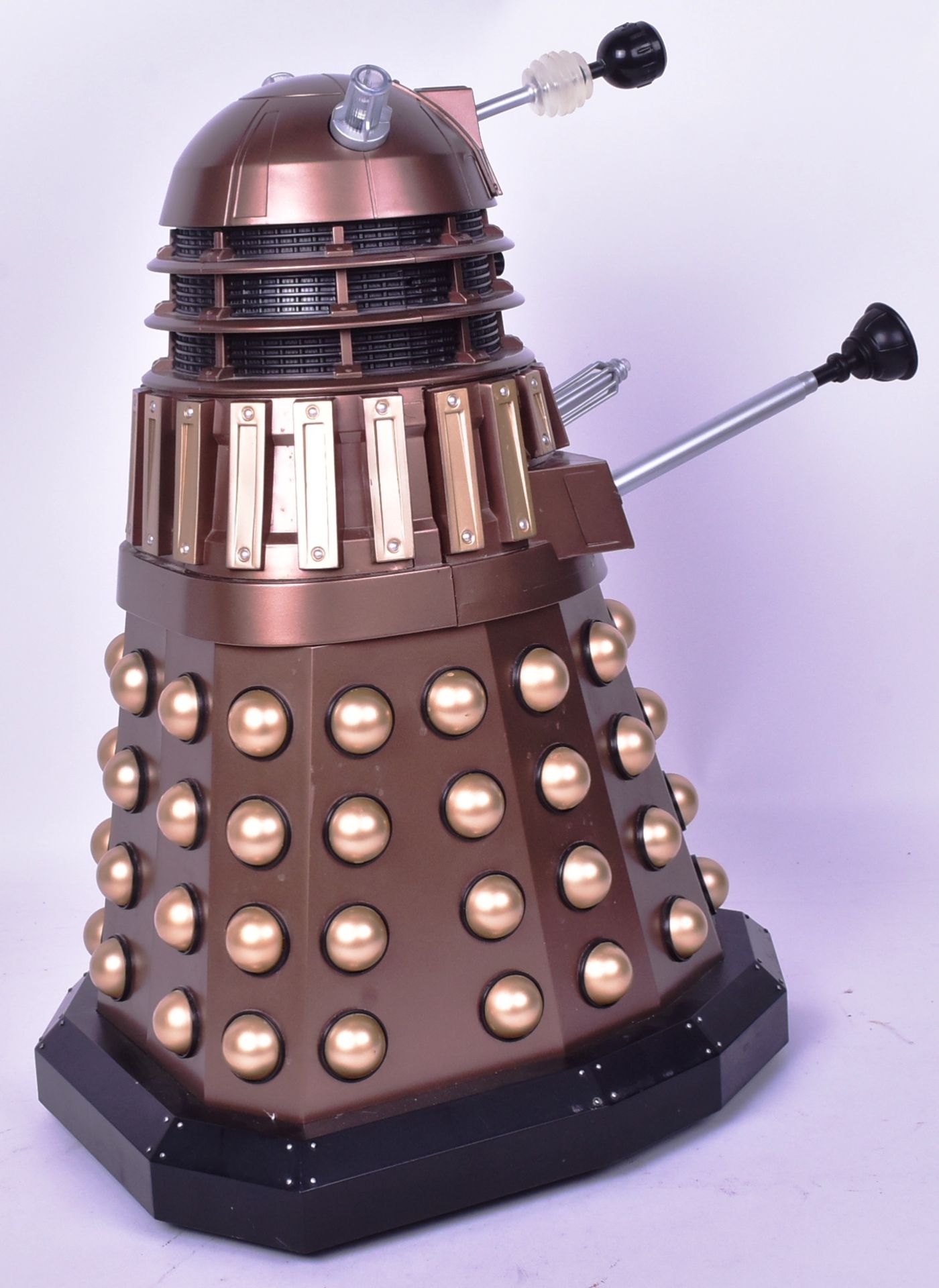 DOCTOR WHO - CHARACTER OPTONS - 18" SCALE LARGE RC DALEK - Bild 3 aus 5