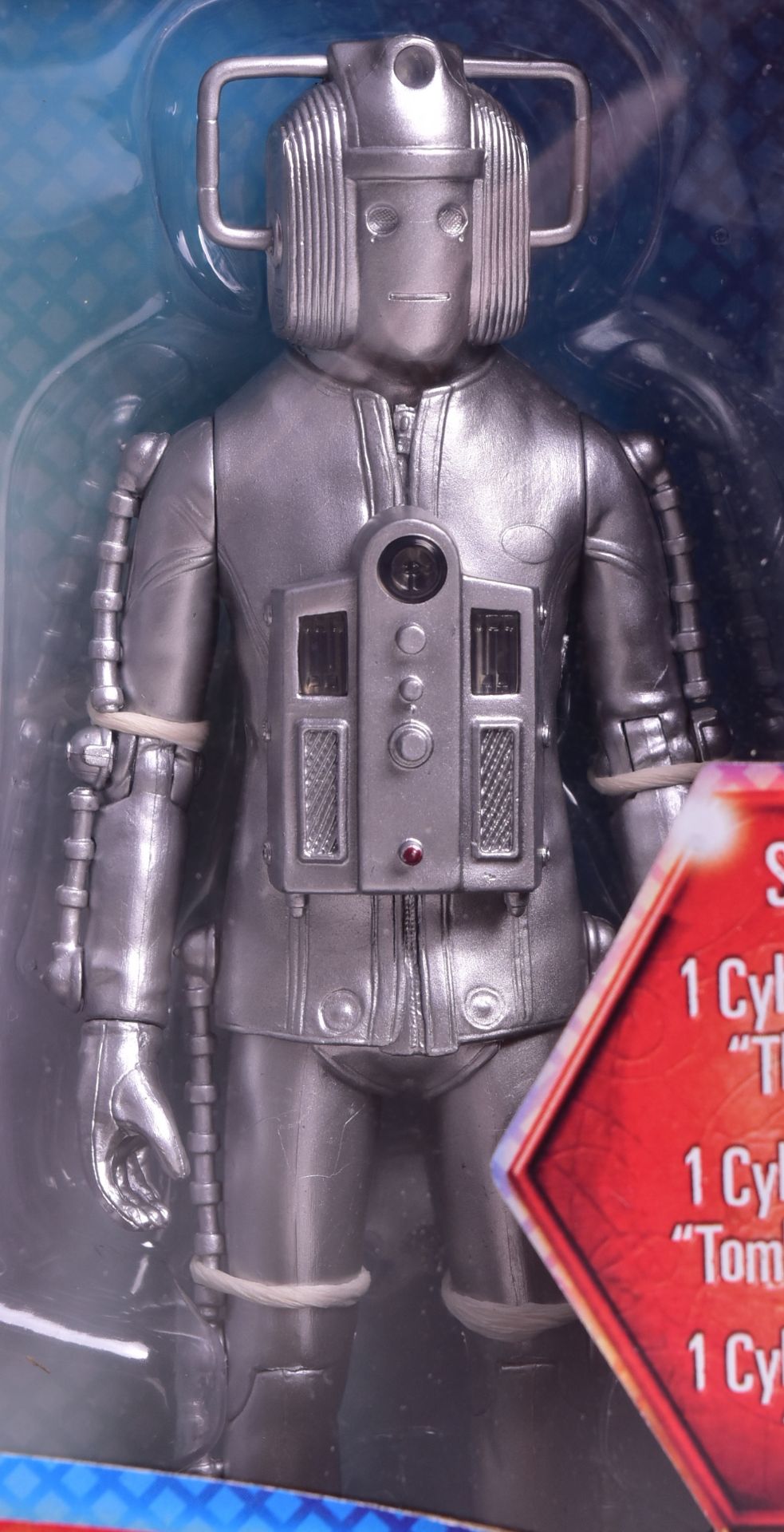 DOCTOR WHO - CHARACTER OPTIONS - AGE OF STEEL CYBERMAN FIGURE SET - Image 4 of 4