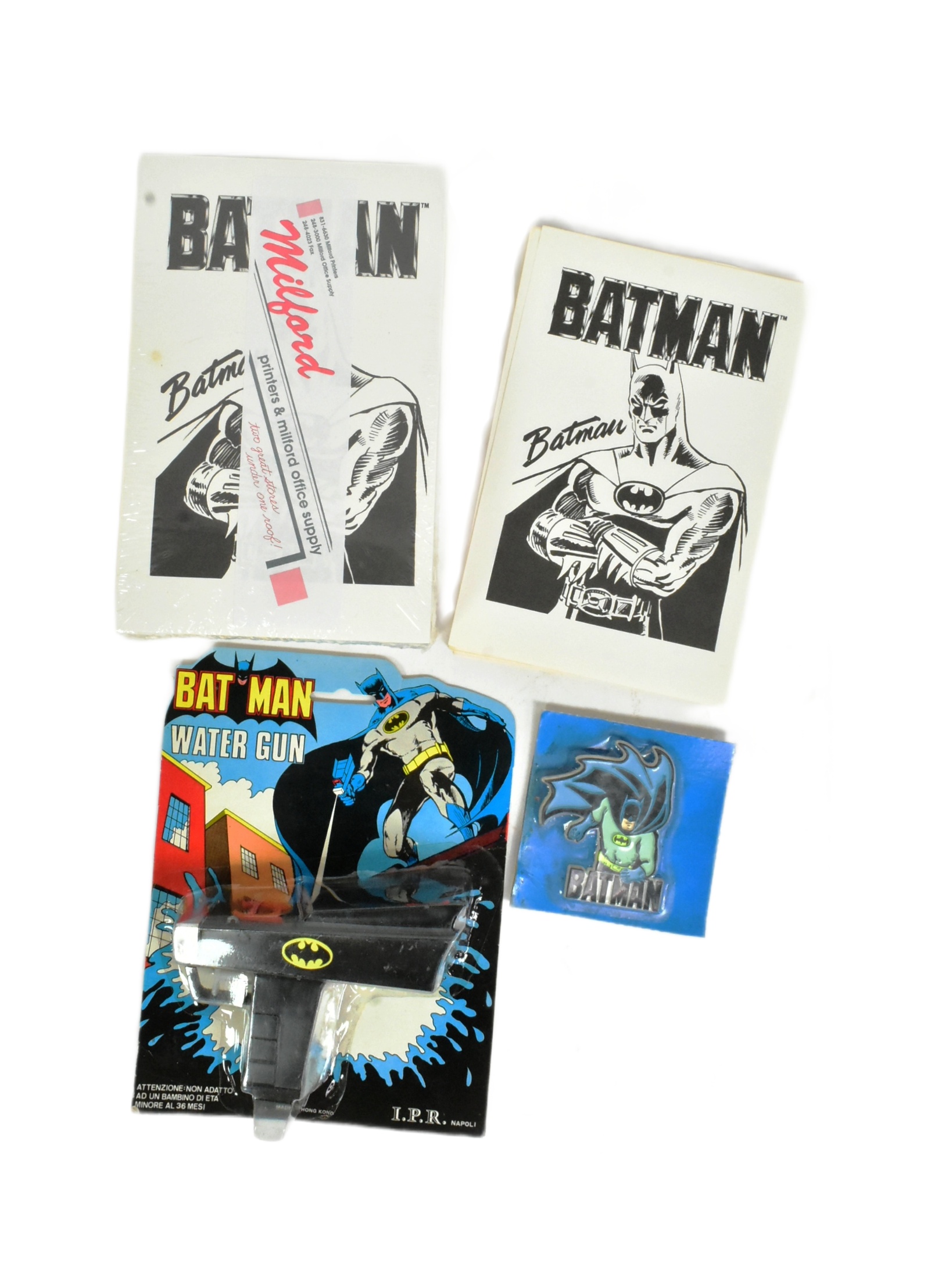 BATMAN - VINTAGE UNUSED AUTOGRAPH CARDS & WATER PISTOL