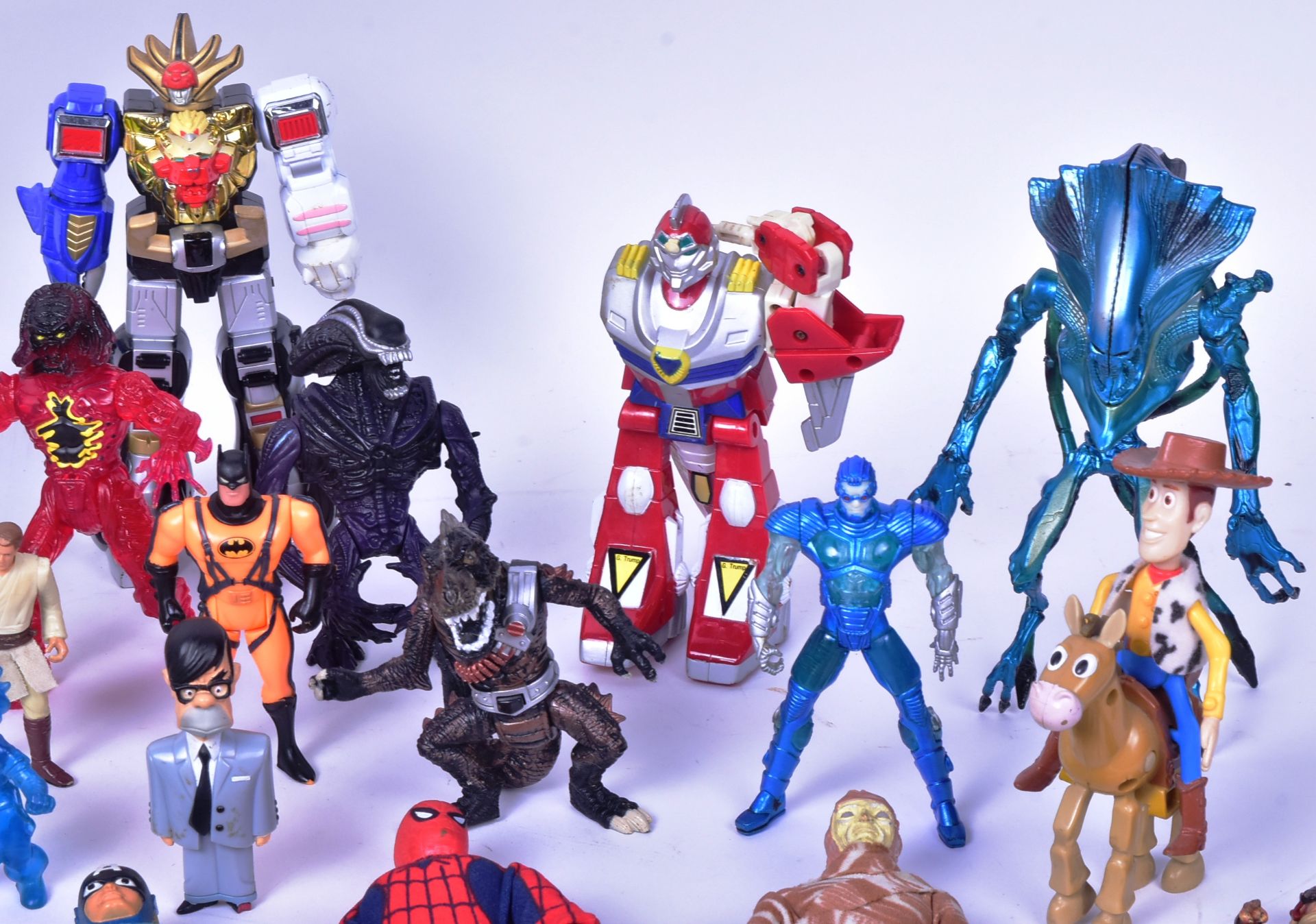 COLLECTION OF VINTAGE ACTION FIGURES - Image 3 of 5