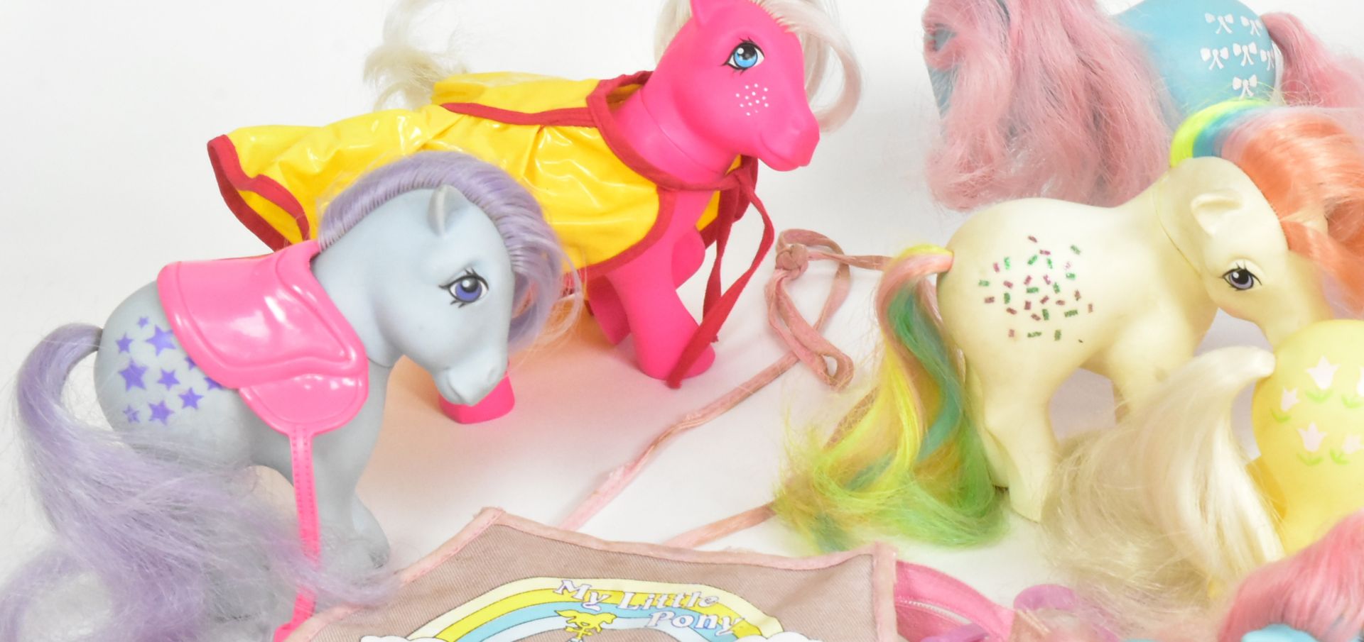 MY LITTLE PONY - HASBRO MY LITTLE PONY FIGURES - Image 2 of 6