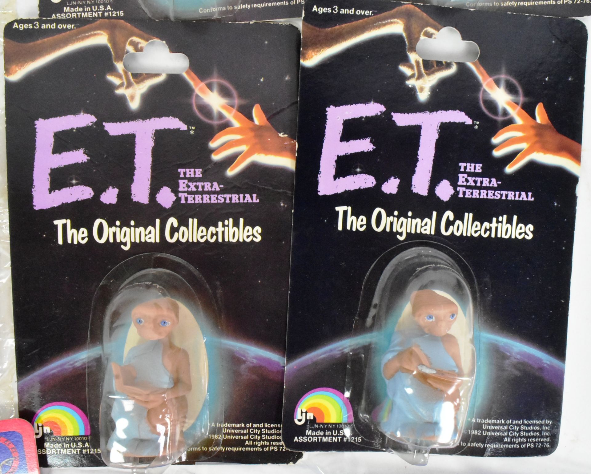 THE EXTRA TERRESTRIAL - VINTAGE ET MOVIE MEMORABILIA - Bild 4 aus 6