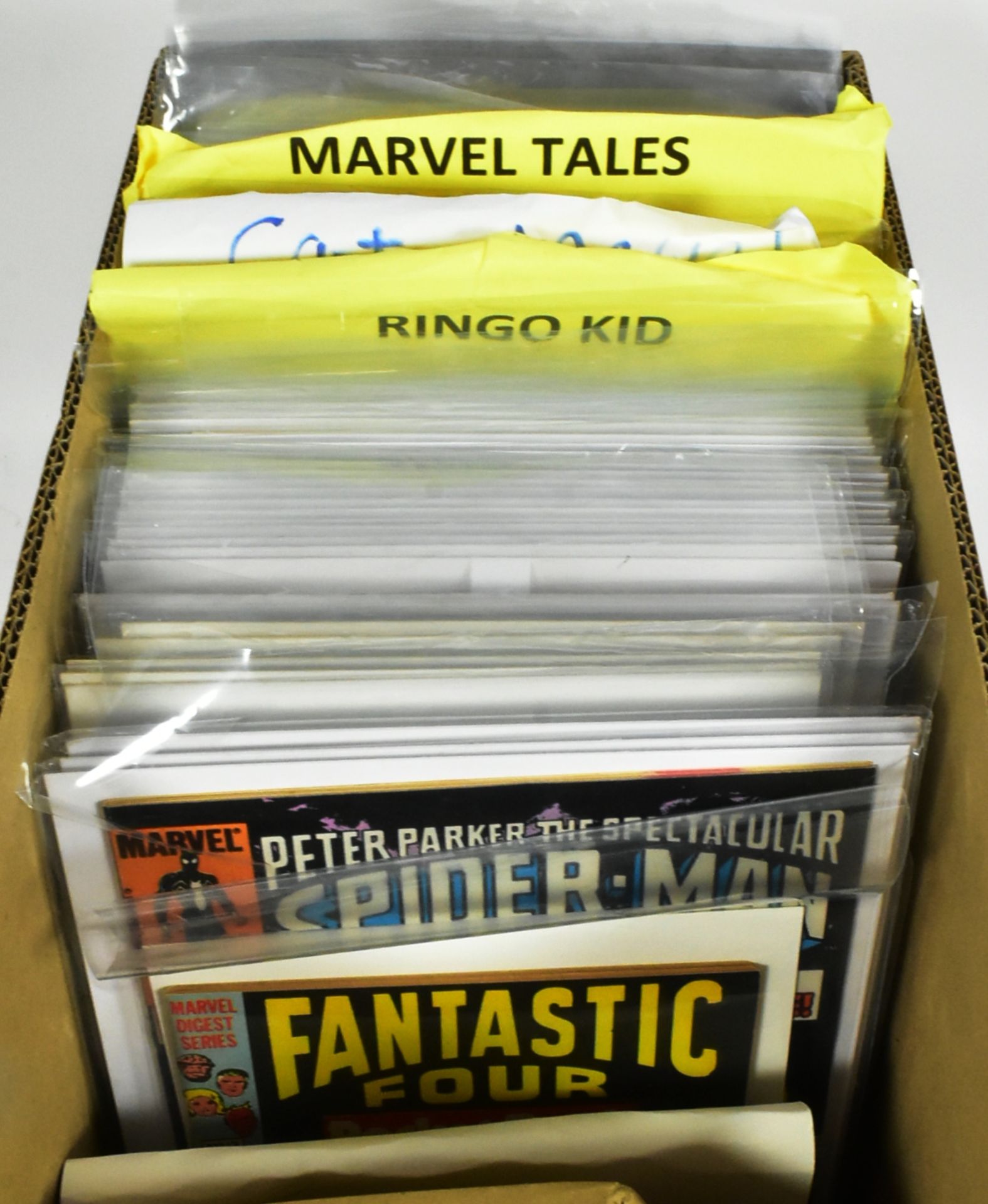 COMICS - COLLECTION OF VINTAGE MARVEL COMIC BOOKS - Image 4 of 4