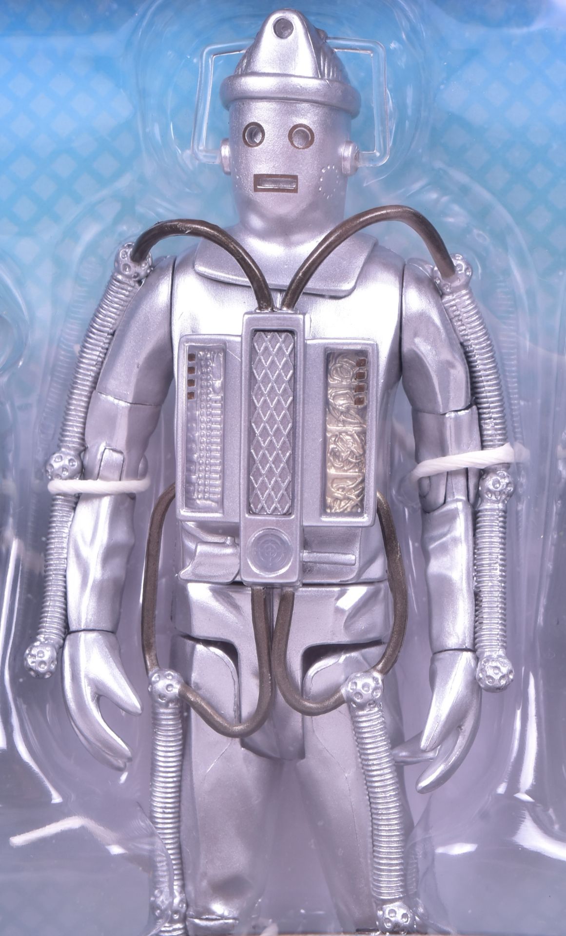 DOCTOR WHO - CHARACTER OPTIONS - AGE OF STEEL CYBERMAN FIGURE SET - Image 3 of 4