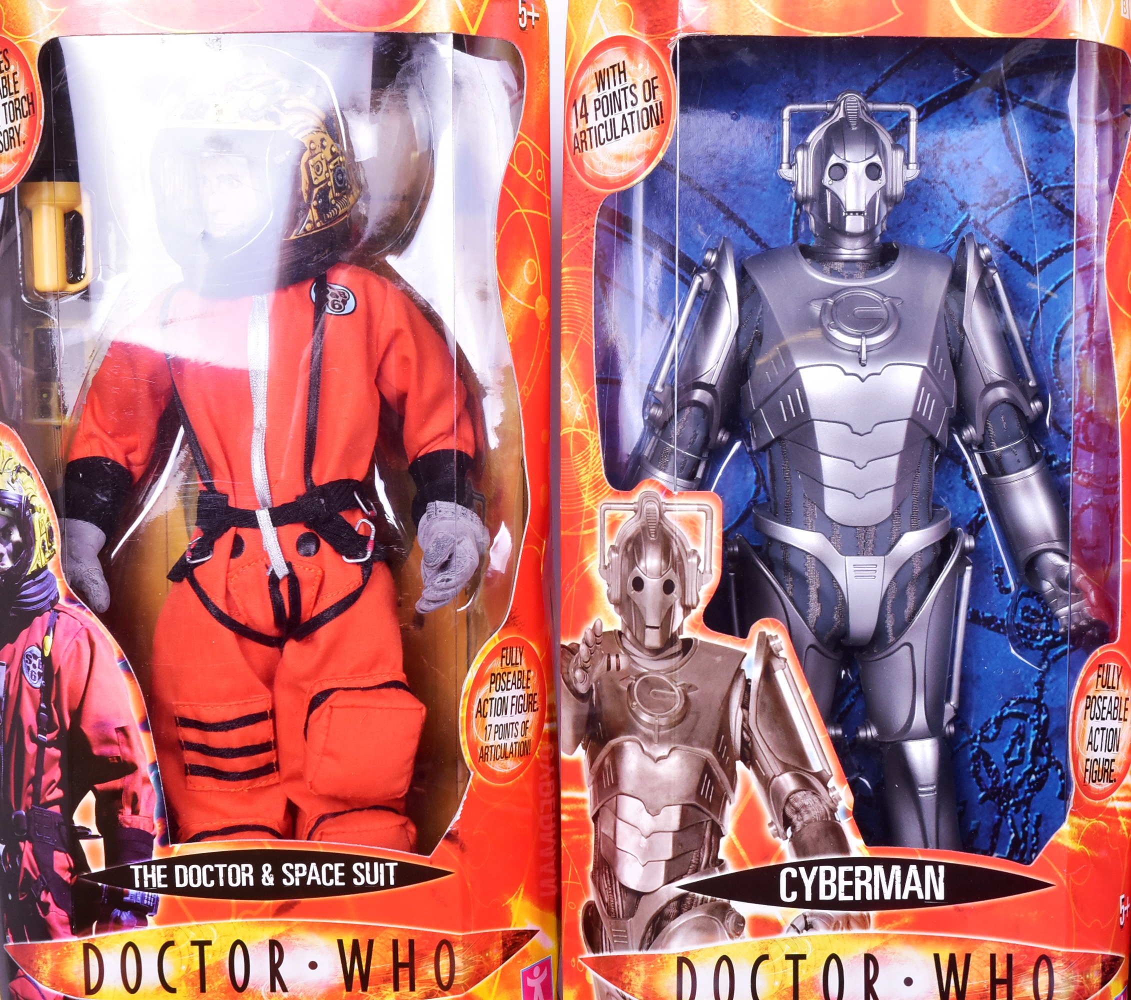 DOCTOR WHO - CHARACTER OPTIONS - 12" SCALE BOXED ACTION FIGURES - Image 4 of 5