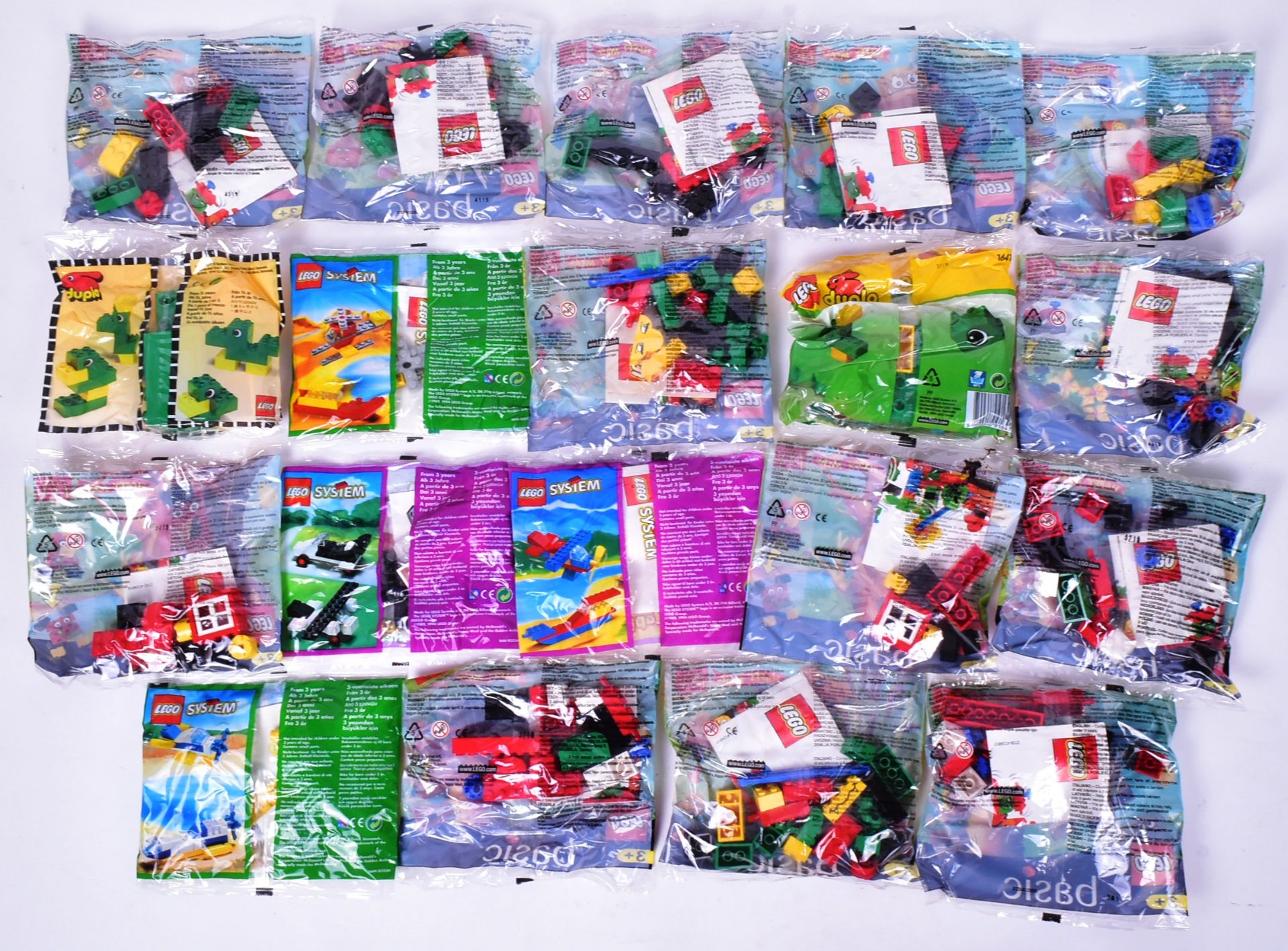 LEGO - VINTAGE MCDONALDS HAPPY MEALS LEGO POLYBAGS - Image 5 of 6