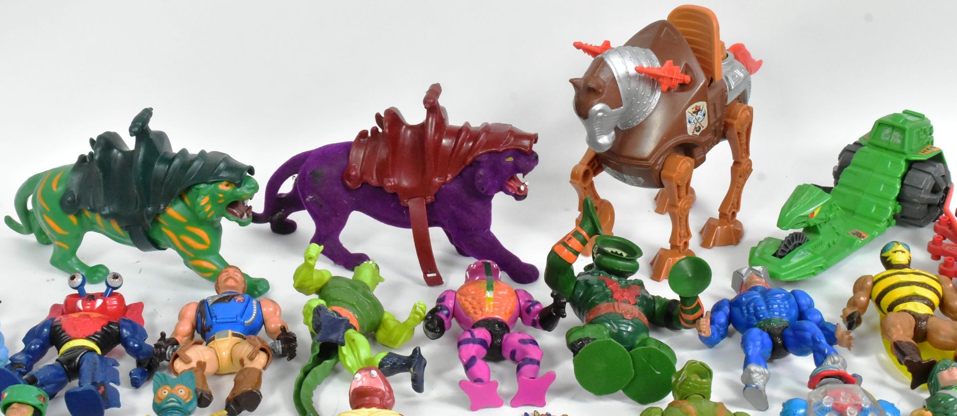 MASTERS OF THE UNIVERSE - MOTU - COLLECTION OF ACTION FIGURES - Image 6 of 6