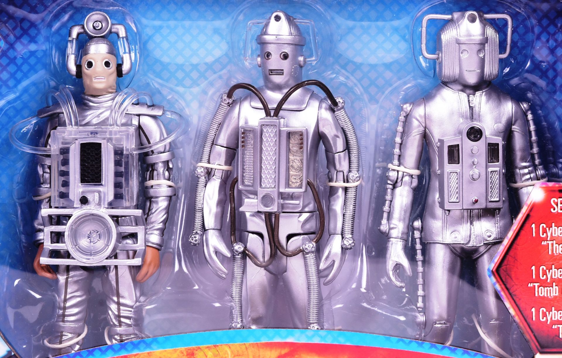 DOCTOR WHO - CHARACTER OPTIONS - AGE OF STEEL CYBERMAN FIGURE SET - Bild 2 aus 4