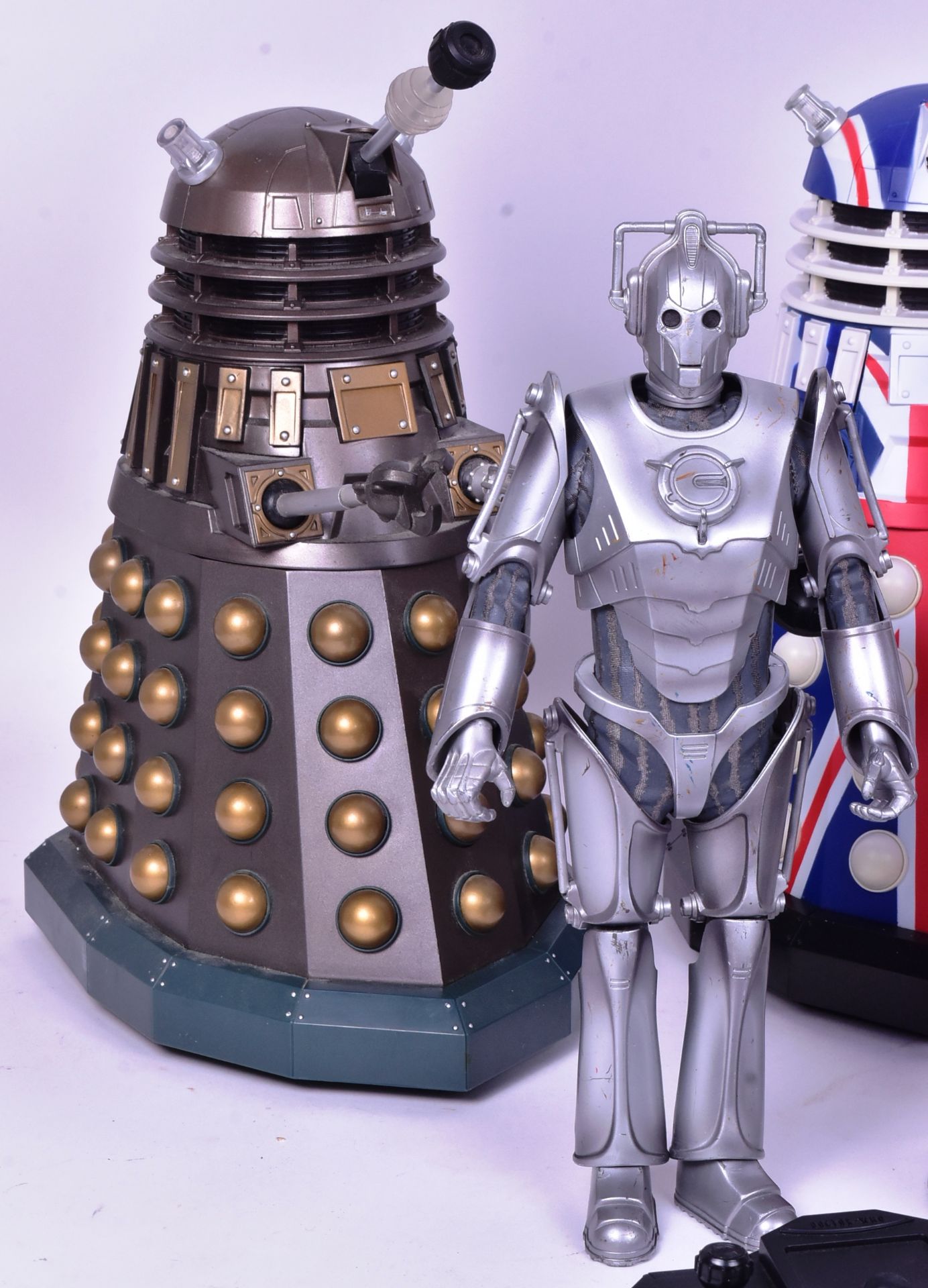 DOCTOR WHO - ELECTRONIC TOYS - DALEKS & CYBERMEN FIGURES - Bild 2 aus 6