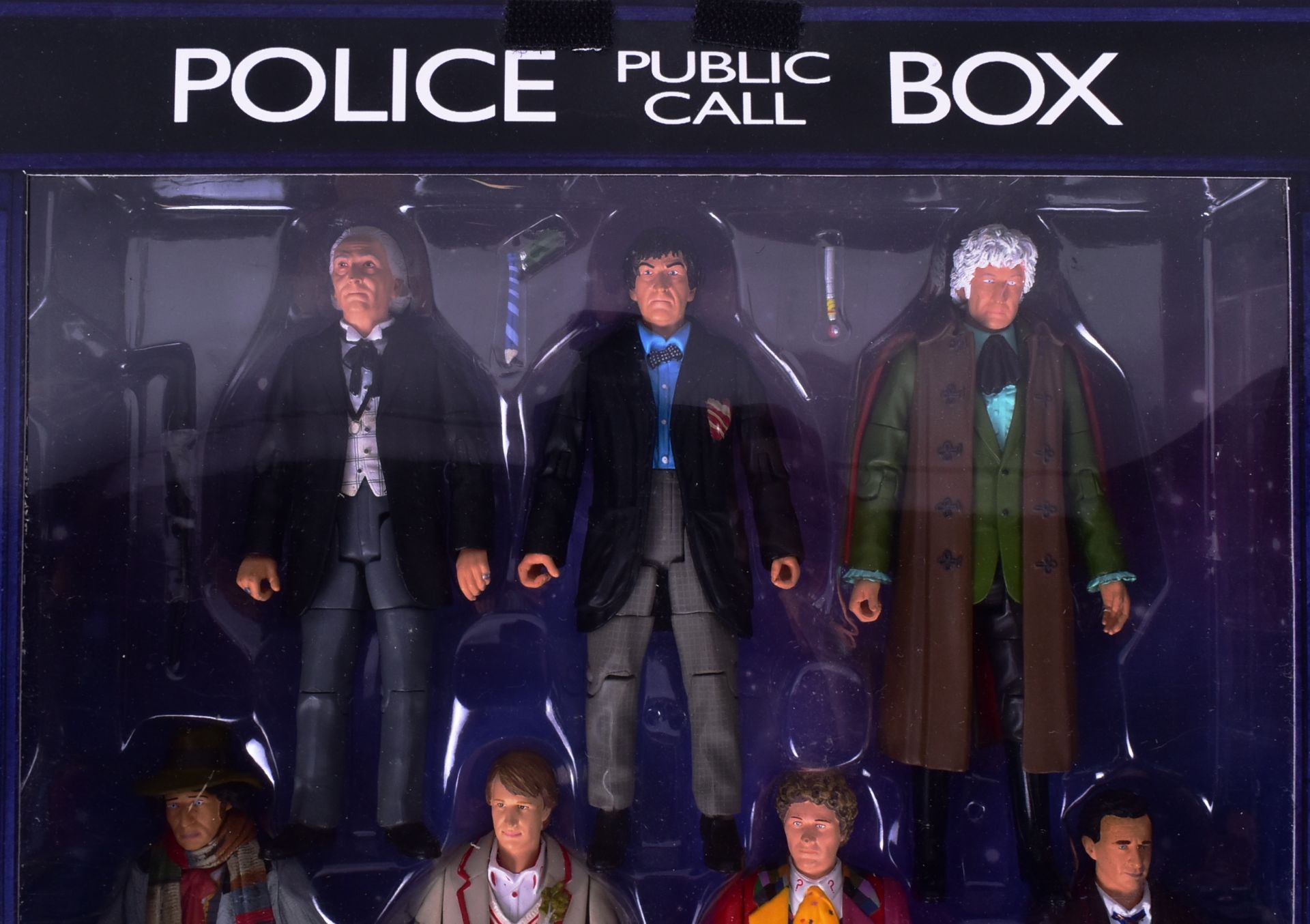 DOCTOR WHO - CHARACTER OPTIONS - ELEVEN DOCTOR FIGURE SET - Image 3 of 5