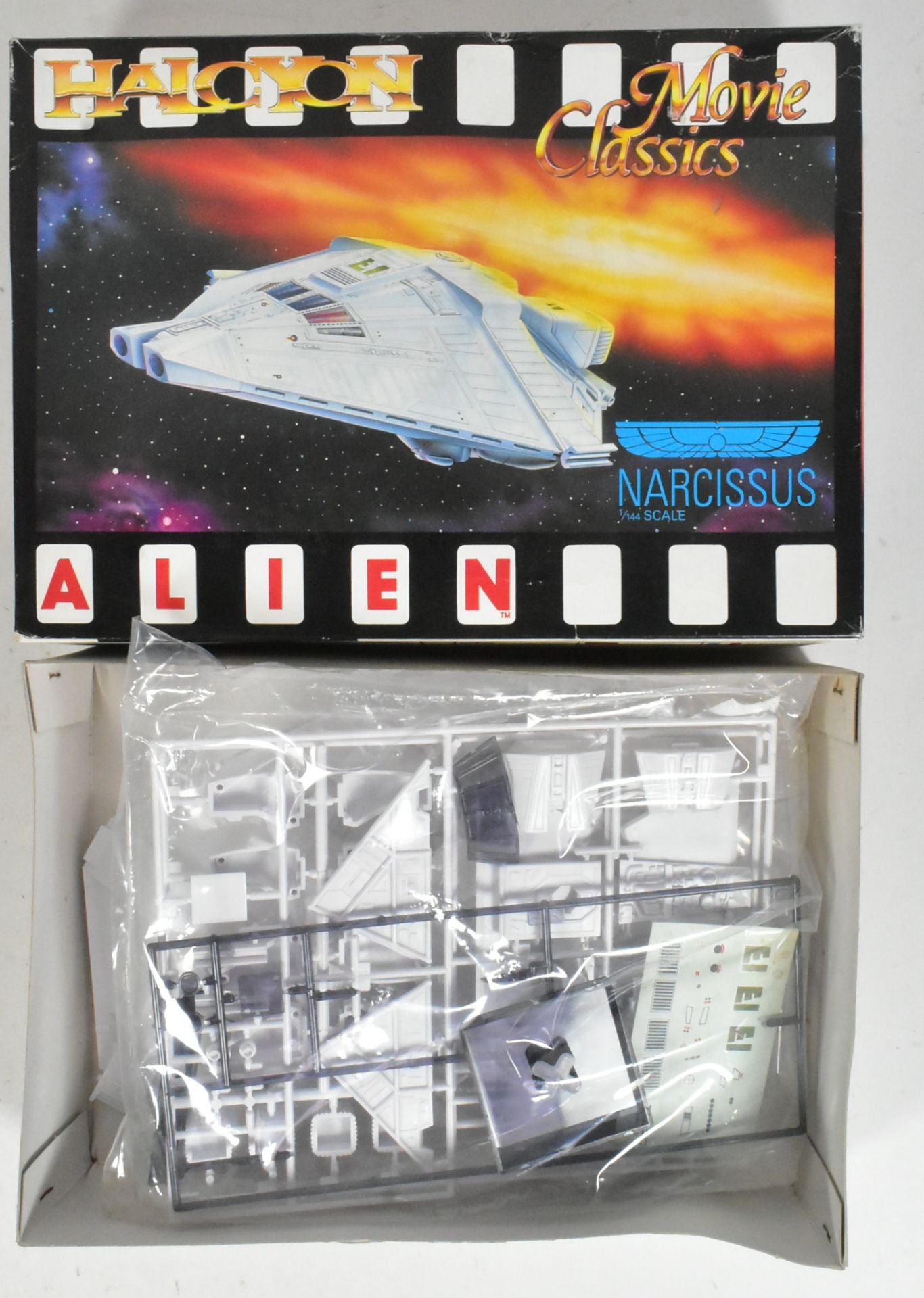 ALIEN - X2 VINTAGE HALCYON MOVIE CLASSICS PLASTIC MODEL KITS - Image 3 of 4