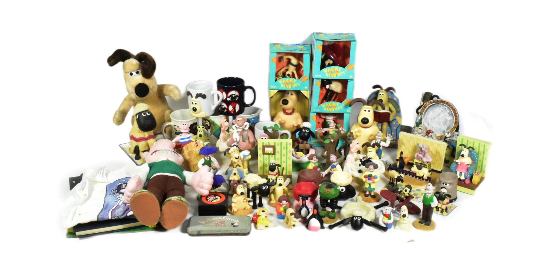 WALLACE & GROMIT - COLLECTION OF MEMORABILIA