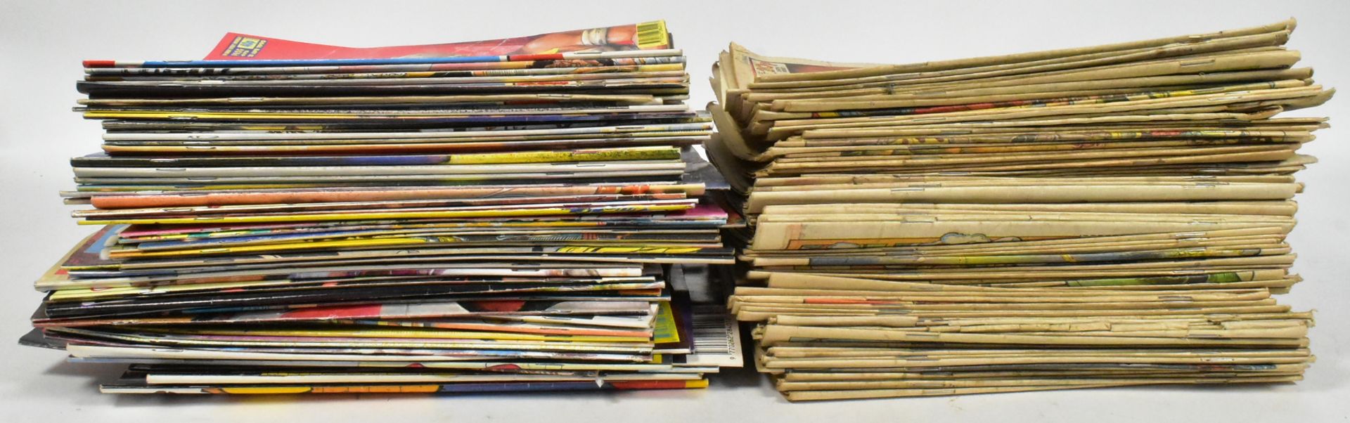 COMIC BOOKS - COLLECTION OF VINTAGE 2000AD COMICS - Bild 2 aus 4