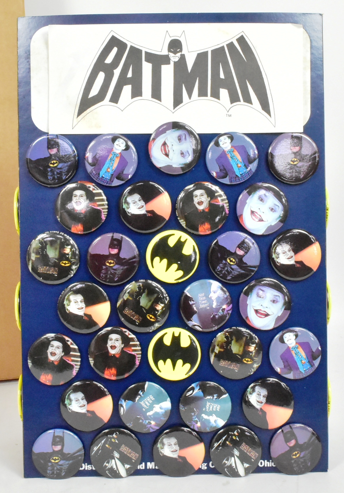 BATMAN - COLLECTION OF BATMAN TOYS & BADGES - Image 2 of 4