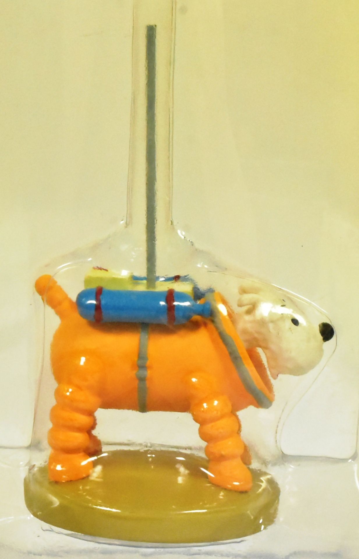 TINTIN - MOULINSART - 'MILOU COSMONAUTE' RESIN FIGURE - Bild 3 aus 4