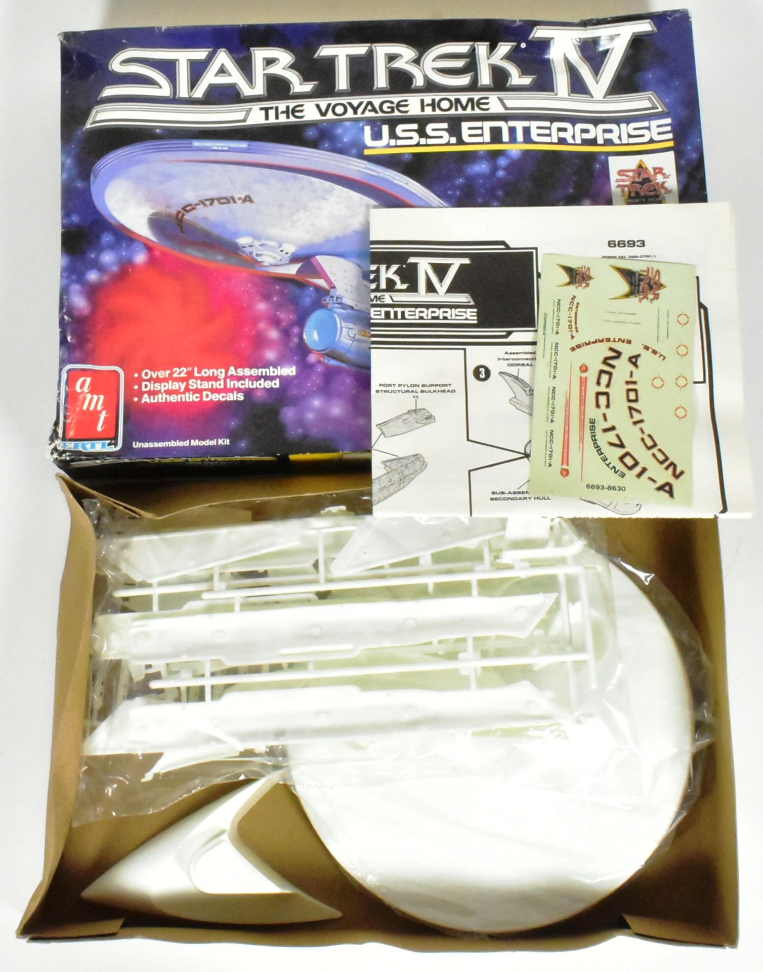 STAR TREK - X2 AMT ERTL PLASTIC MODEL KITS - Image 3 of 4