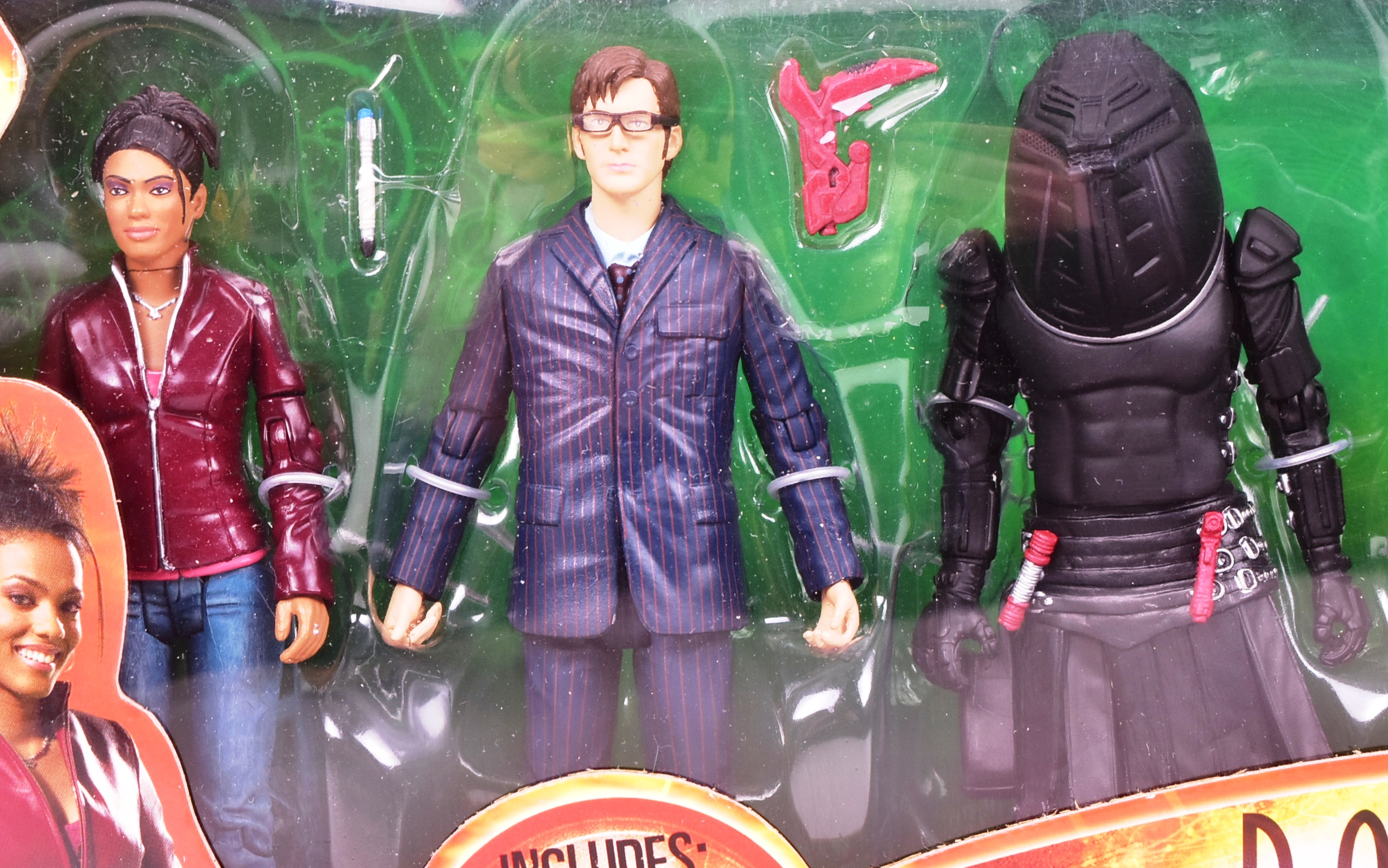 DOCTOR WHO - CHARACTER OPTIONS - ACTION FIGURE SET - Image 2 of 4