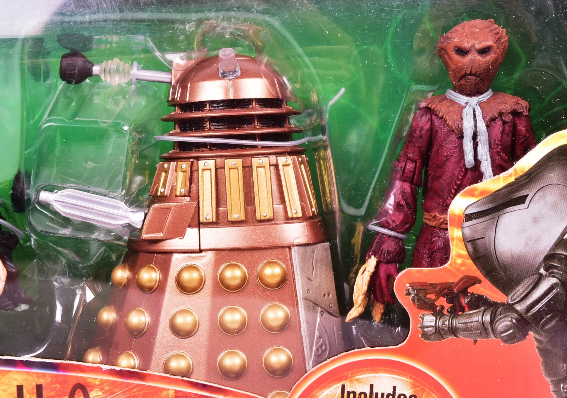 DOCTOR WHO - CHARACTER OPTIONS - ACTION FIGURE SET - Image 4 of 4