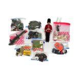 ACTION MAN - VINTAGE FIGURE & LARGE QUANTITY OF ACCESSORIES